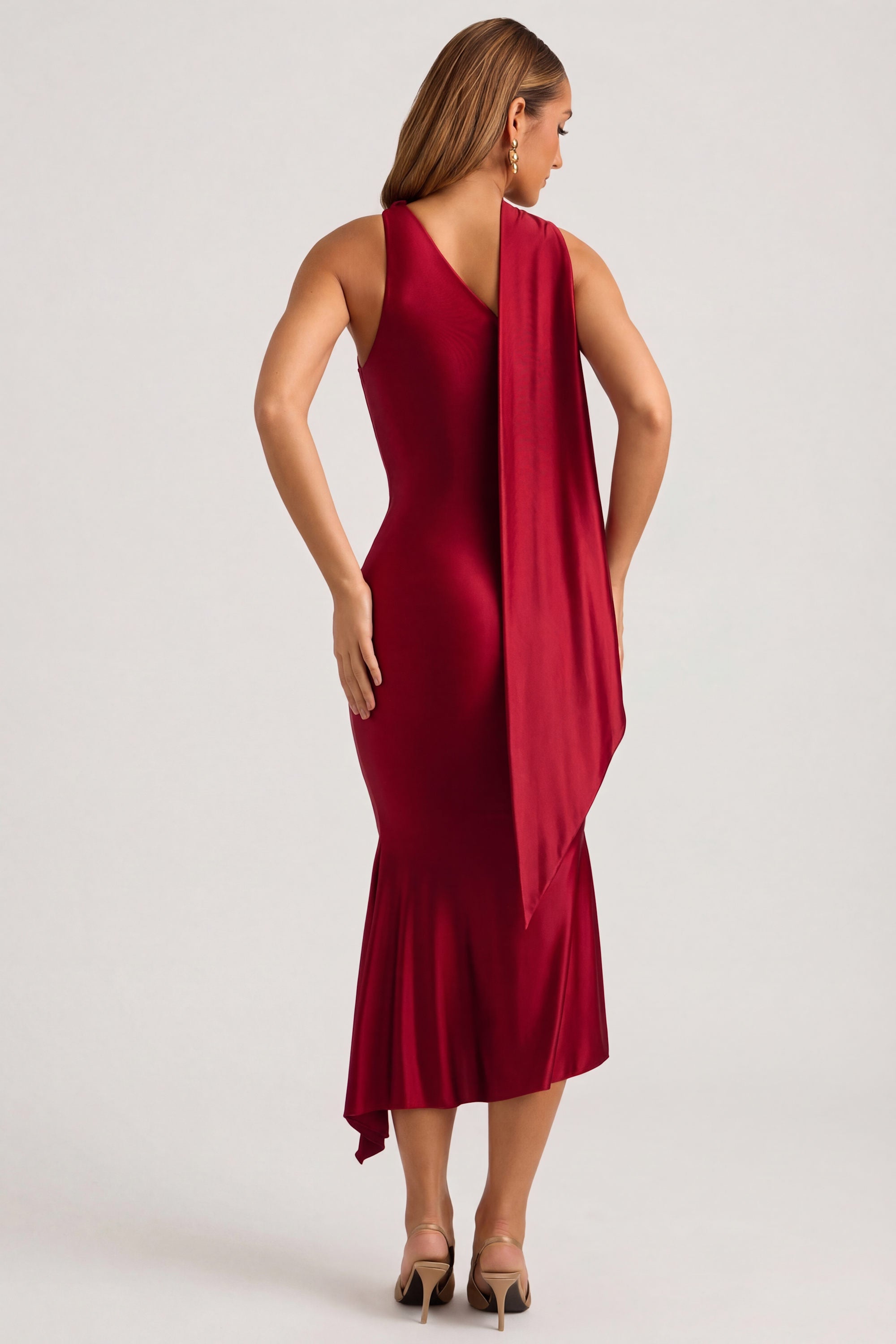Shaya Asymmetric Scarf-Detail Midaxi Dress in True Red – Oh Polly UK