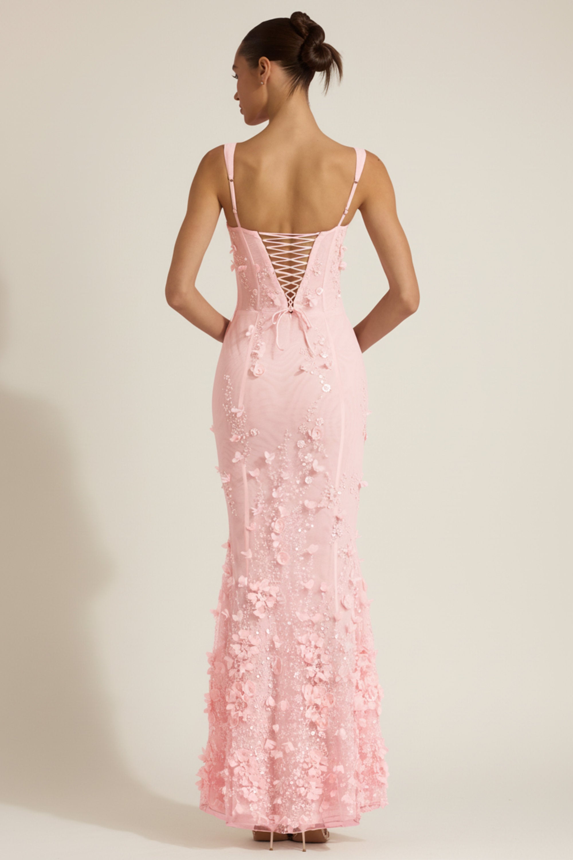 strapless open back dress Light Pink V-Neck Corset Dress With Beaded Lace Appliqué And Satin Ski