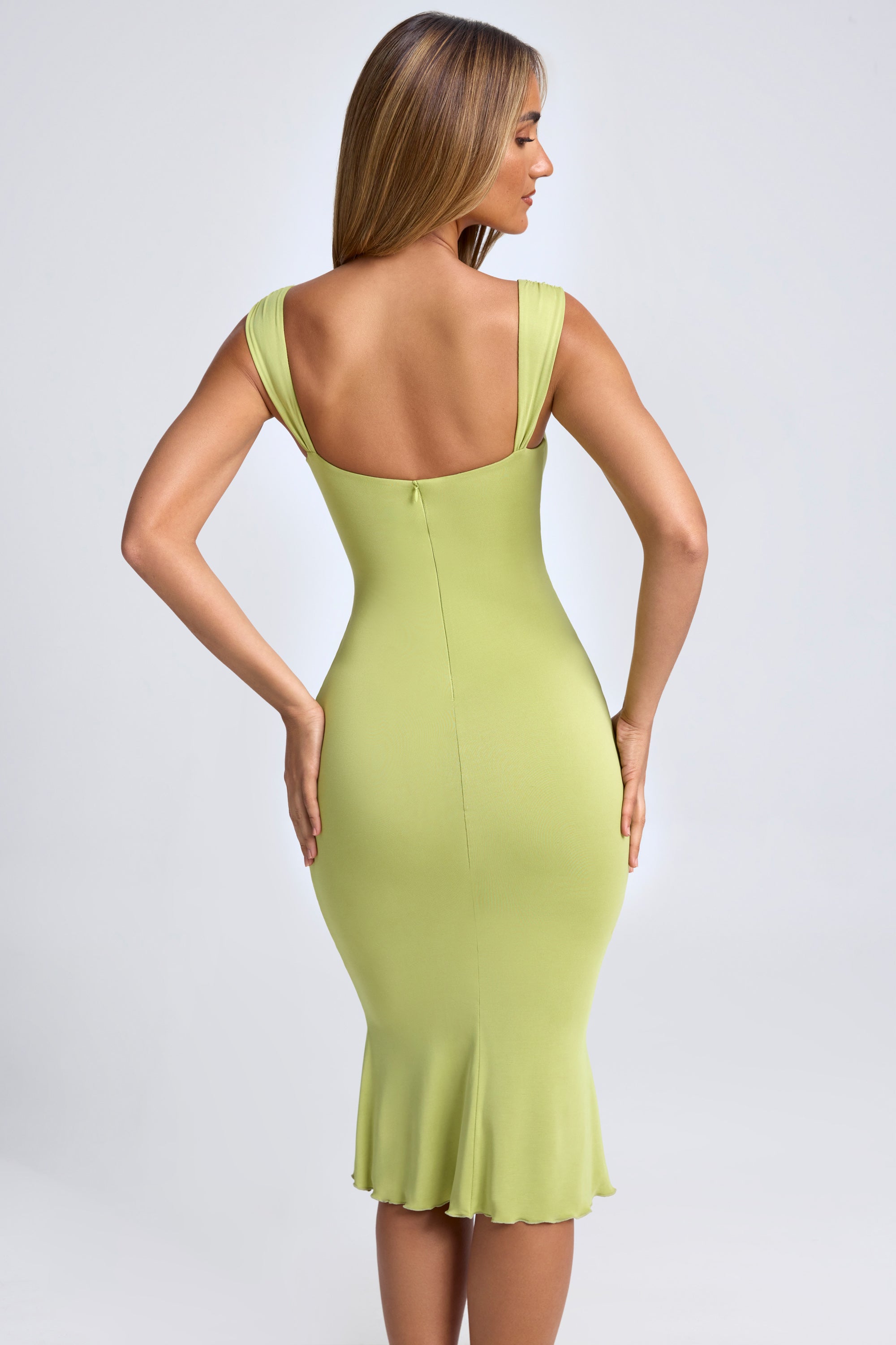 Aelia Ruched Hardware Detail Cut-Out Midaxi Dress in Olive Green