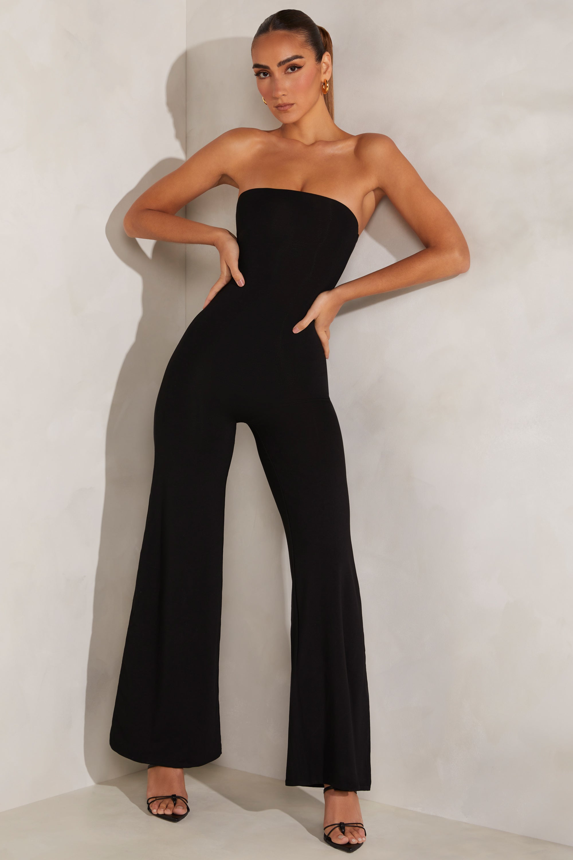 Ved daggry Brink Billy Aaliyah Bandeau Wide Leg Jumpsuit in Black | Oh Polly