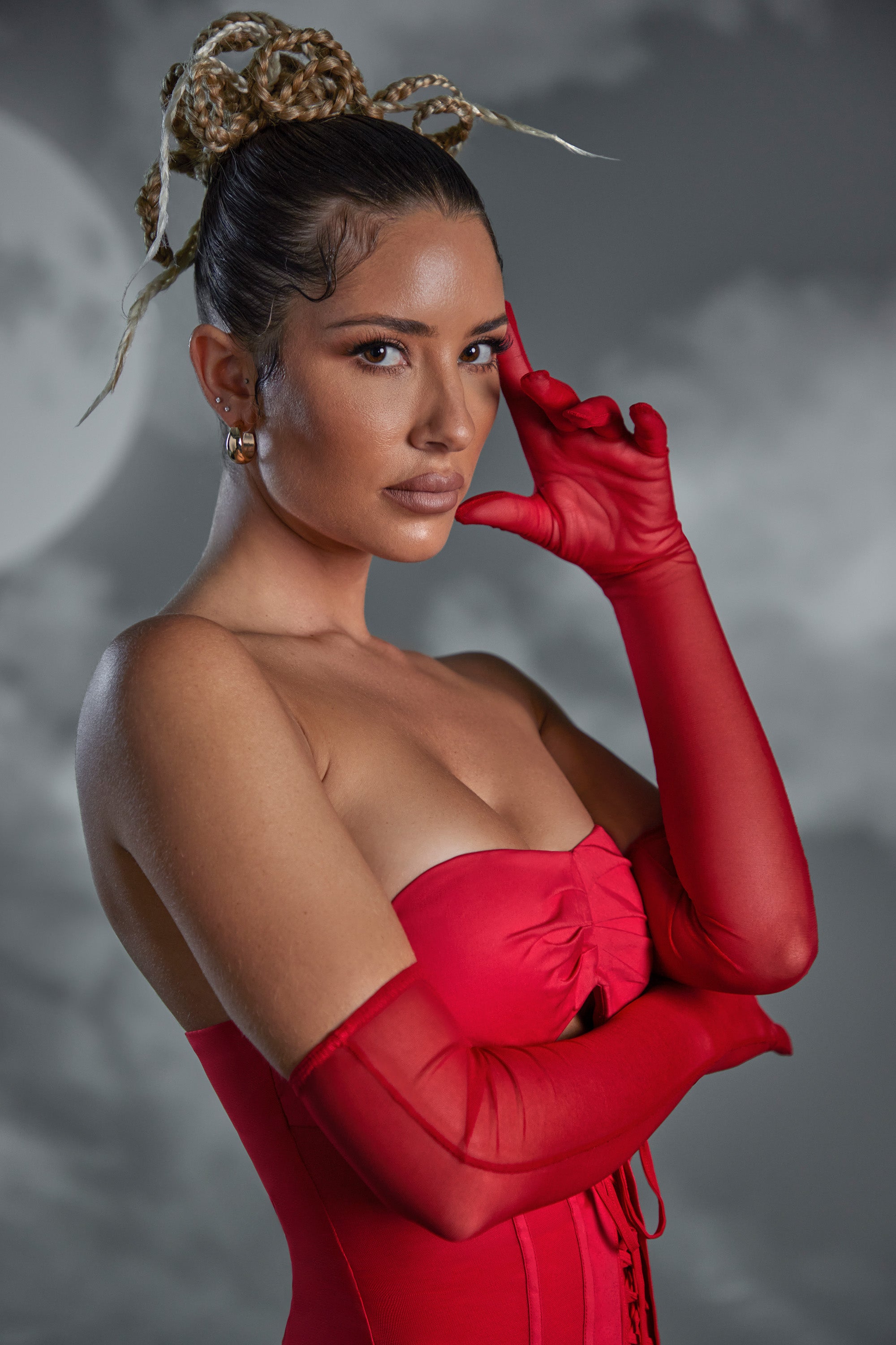 Delaney Opera Gloves in Red Oh Polly