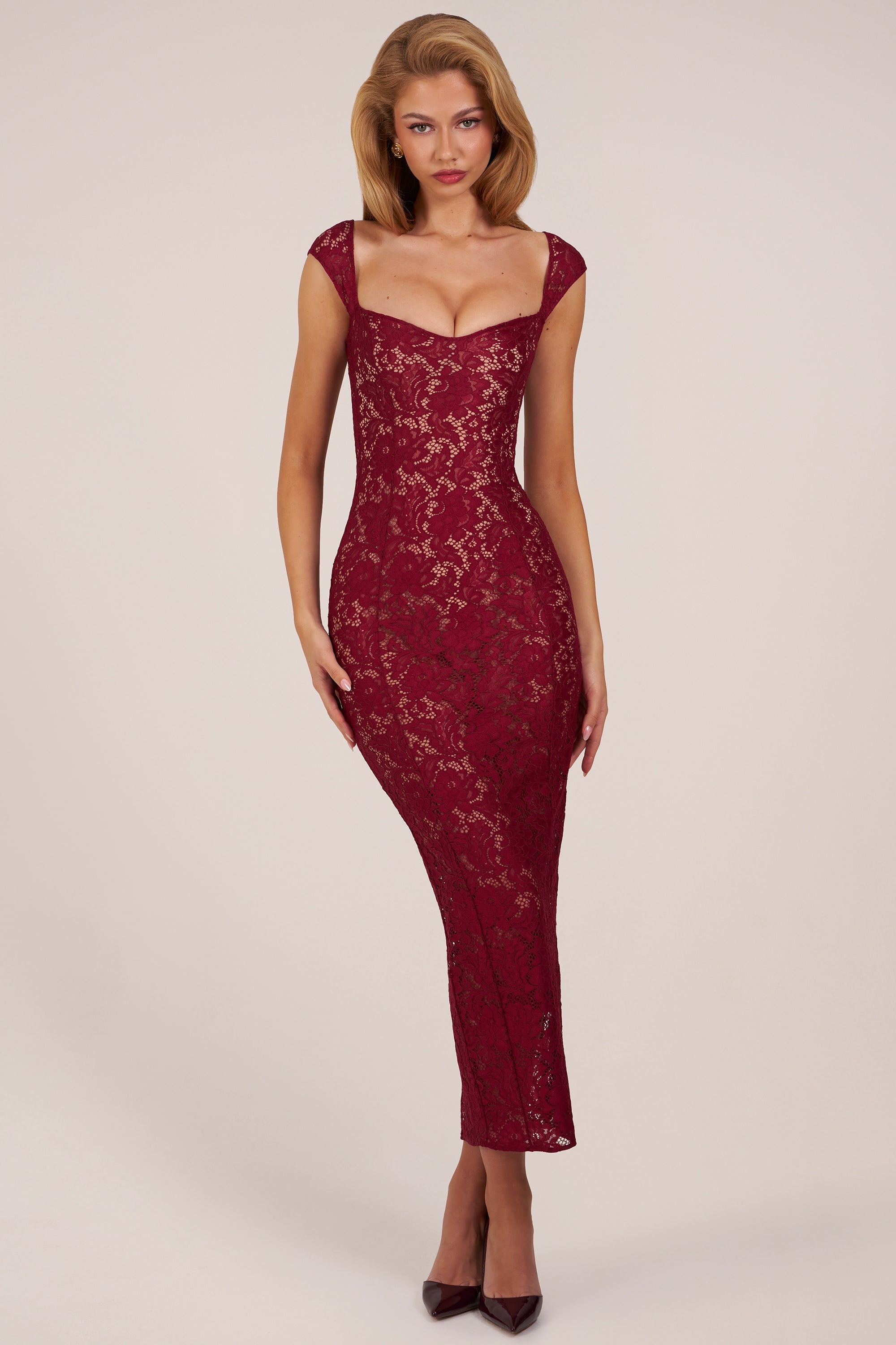 Dolcezza Sweetheart Neckline Maxi Dress in Red