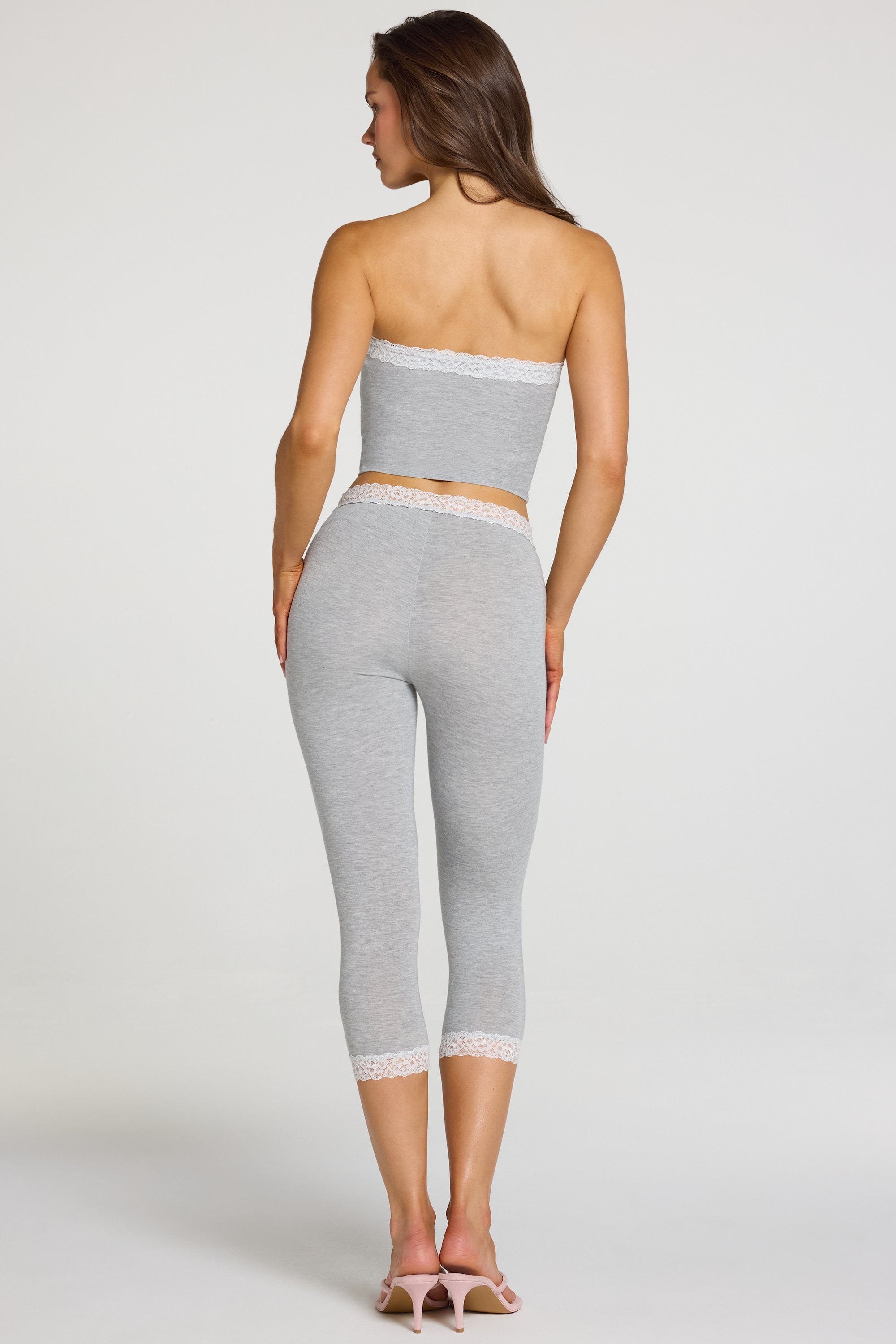 Modal Lace-Trim Mid-Rise Capri Leggings in Grey Marl