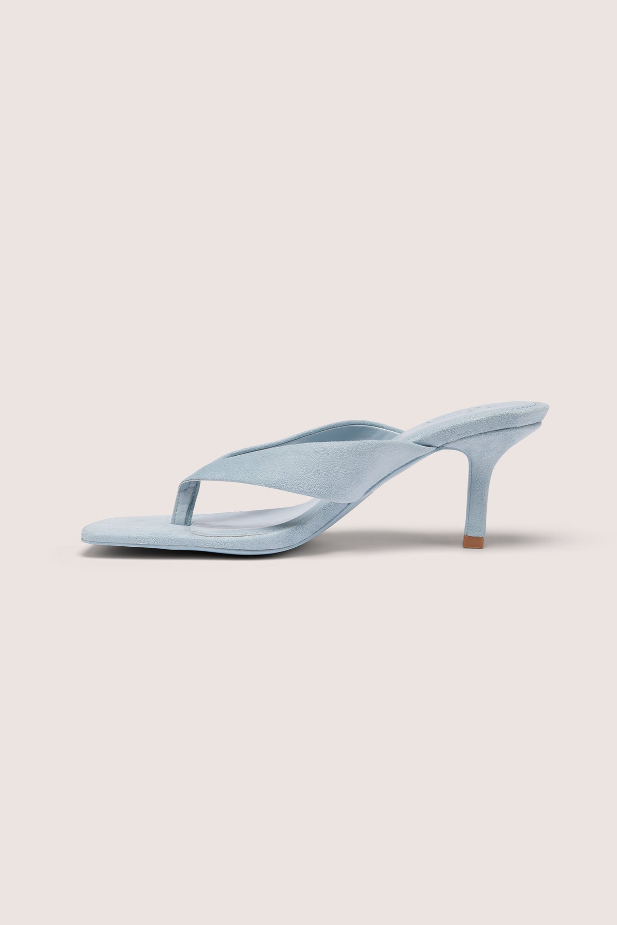 ⁣⁢Sandalen mit Absatz und Zehensteg in Arctic Blue⁤⁣