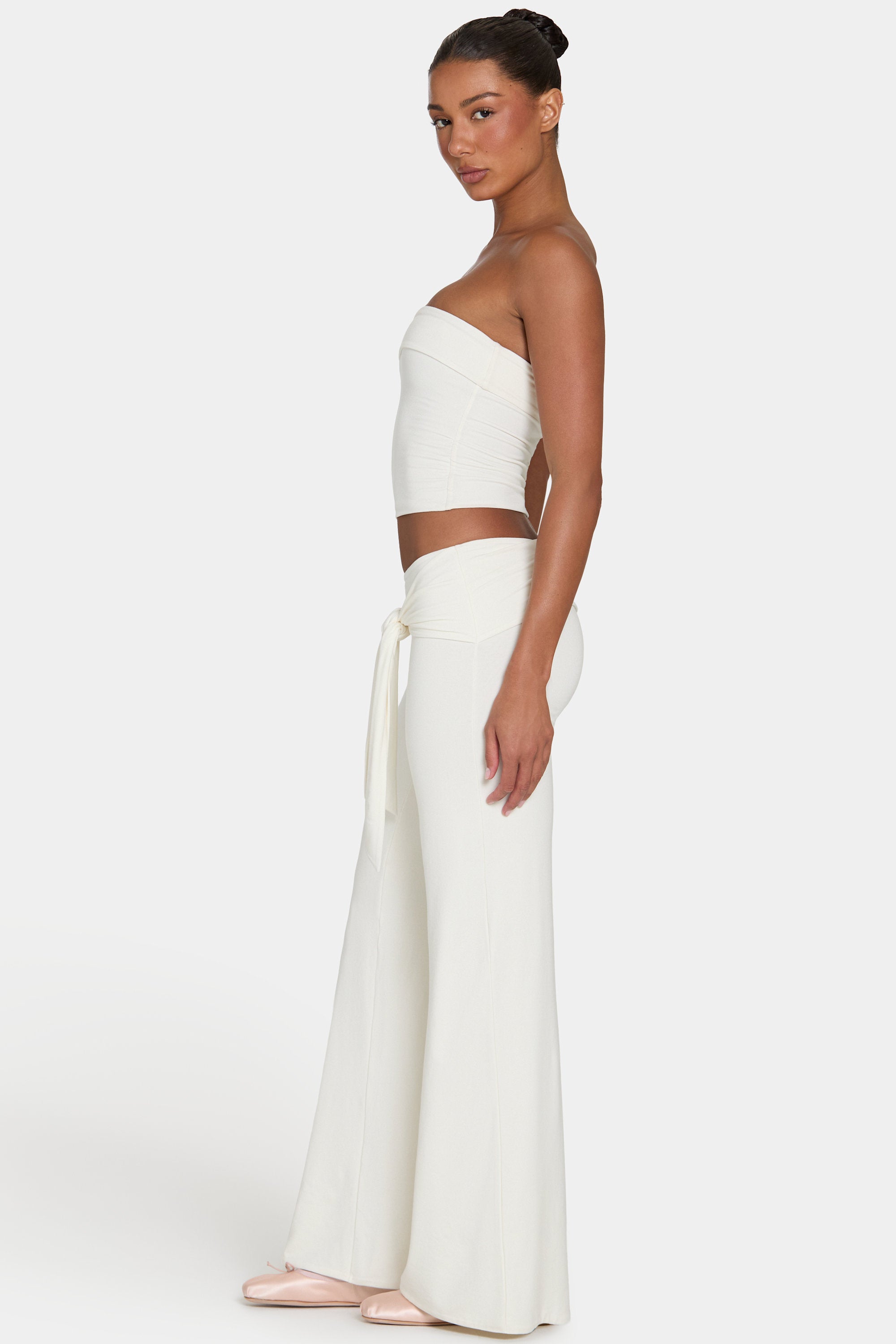 ButterCloud™ Tie-Waist Wide-Leg Trousers in Coconut