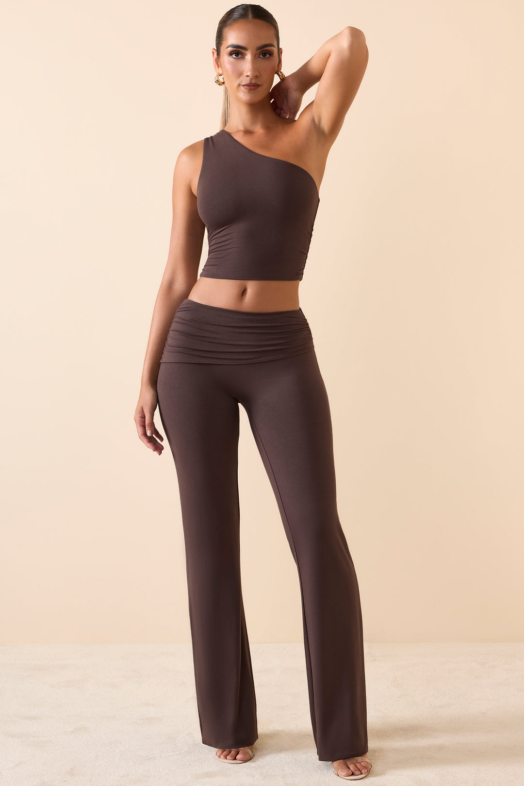 Hollis Mid Rise Straight Leg Trousers in Chocolate Brown | Oh Polly