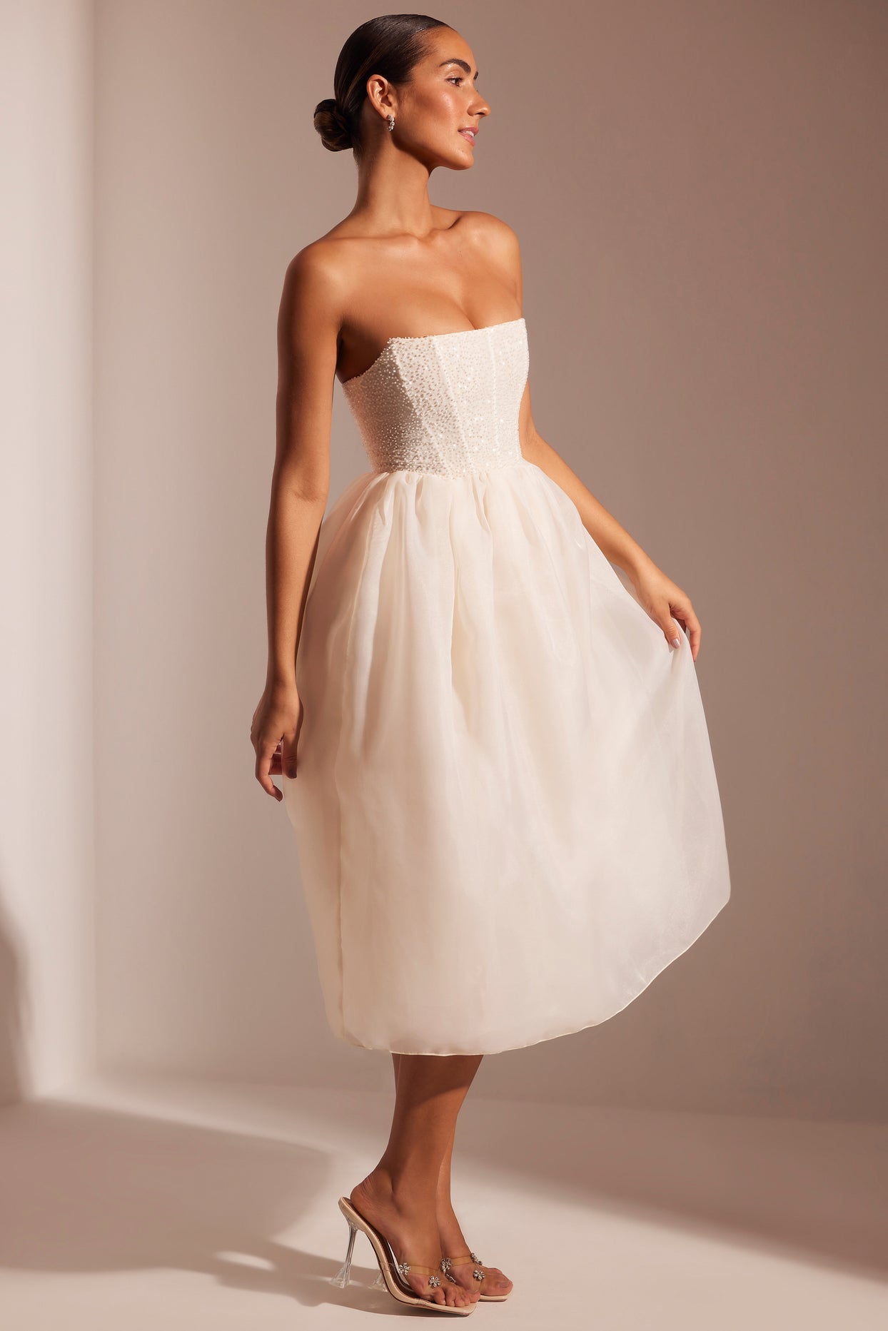 Rosette Embellished Corset Tulle Skirt Midi Dress in Ivory