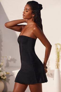 Mini-robe bandeau froncée fendue en noir
