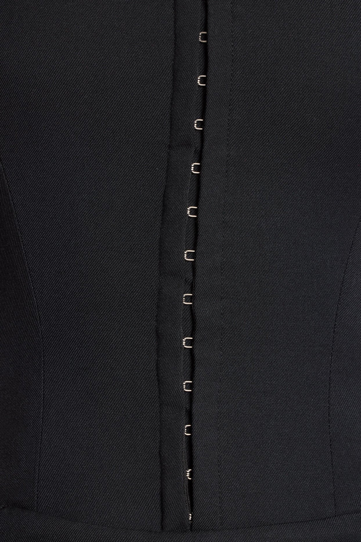 Czarny gorsetowy kombinezon typu bandeau ze szczotkowanego diagonalu