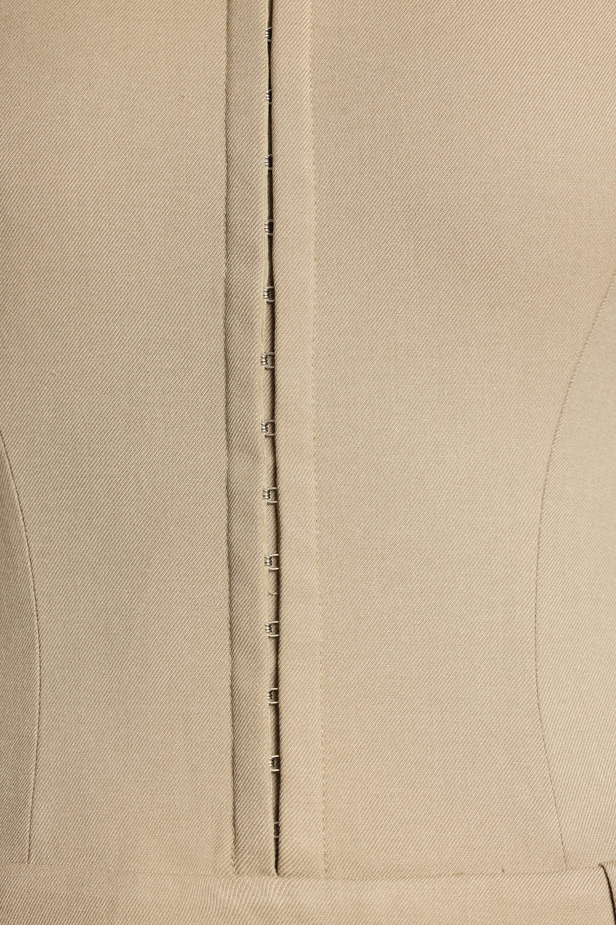 Kombinezon z gorsetem typu bandeau ze szczotkowanego diagonalu w kolorze taupe