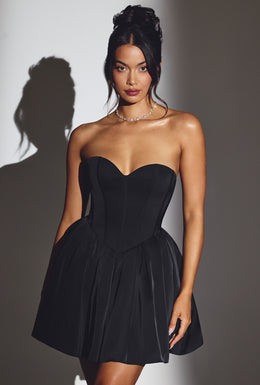 Mini-robe corset en tulle noir de jais