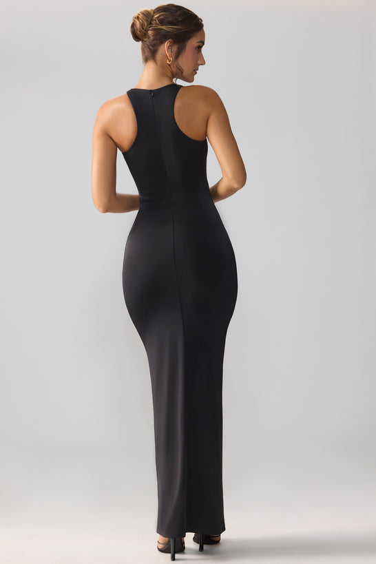 Sukienka maxi z wycięciem i falbaną na plecach w kolorze czarnym