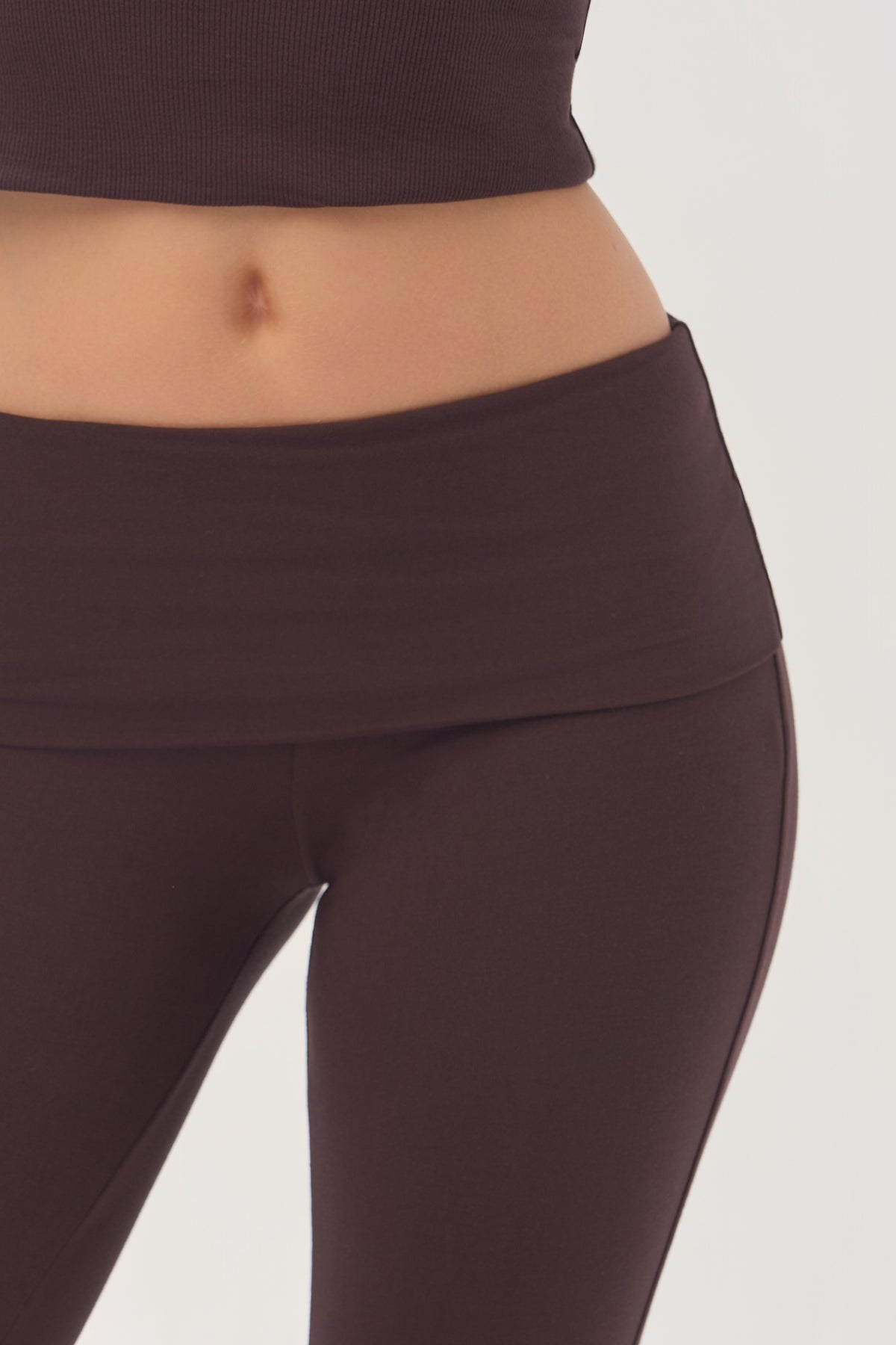 ButterCloud™ 7/8 Leggings in Espresso