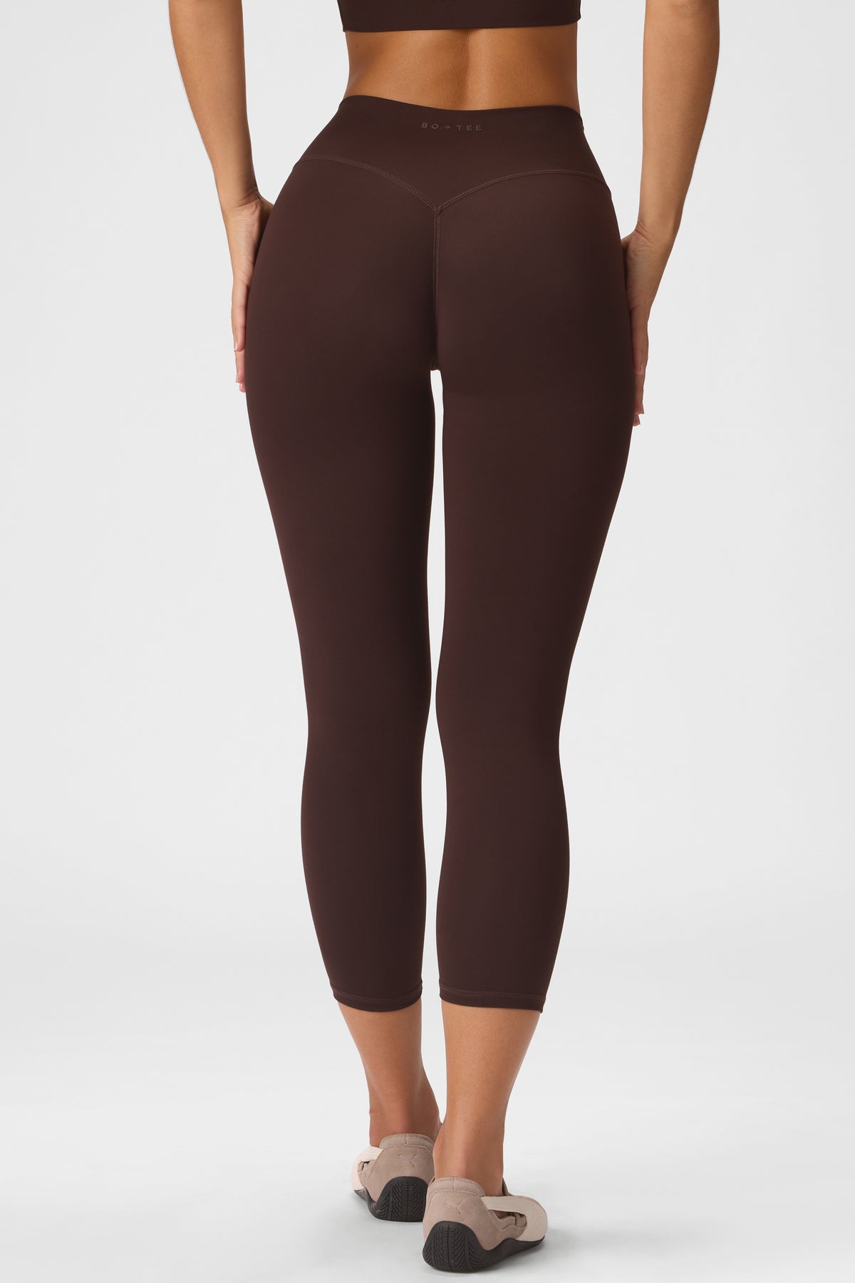Soft Active 7/8 Leggings in Espresso - 2