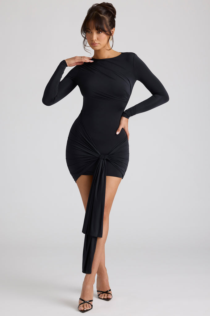 Drapowana mini sukienka z długim rękawem w kolorze czarnym
