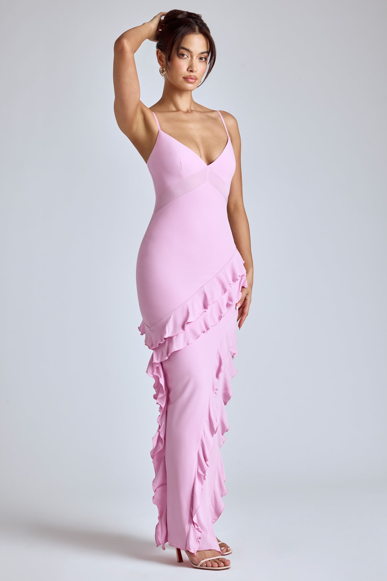 Suknia wieczorowa z panelami i falbaną w kolorze baby pink