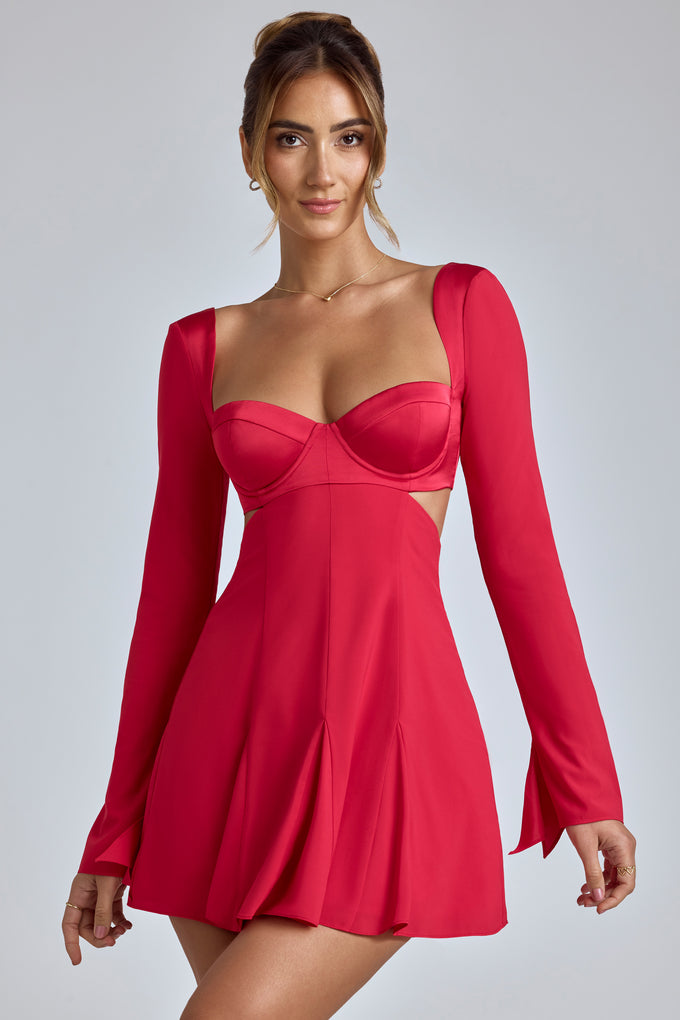 Mini sukienka Godet z długim rękawem w kolorze wiśniowej czerwieni