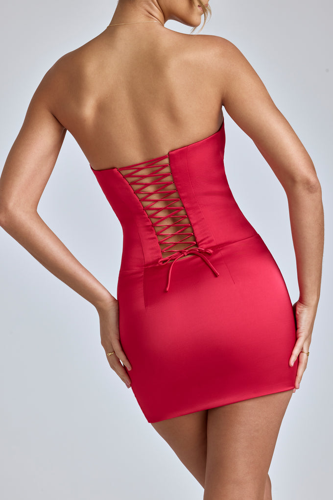 Mini-robe corset à lacets en rouge cerise