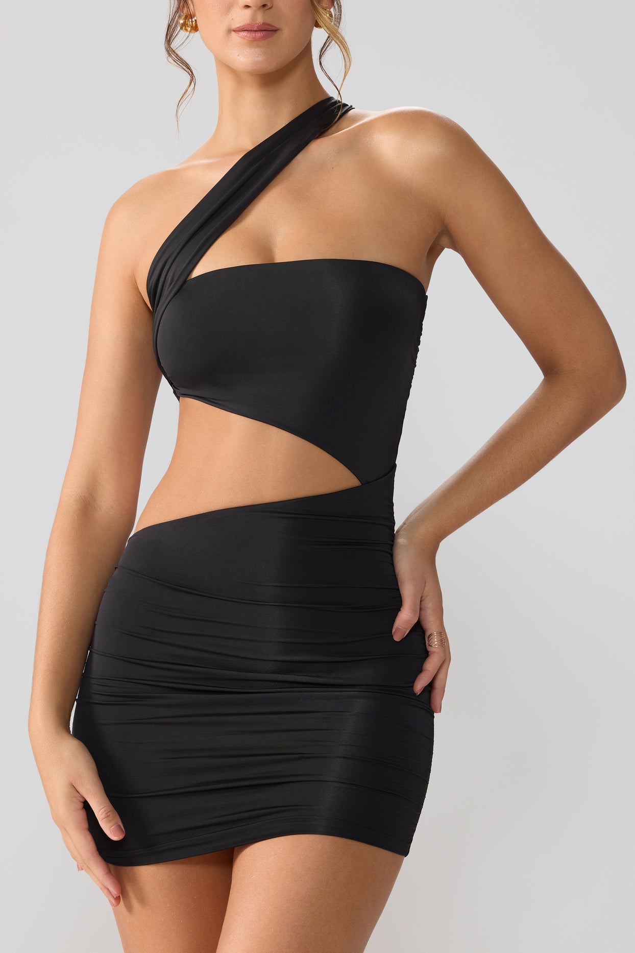 Sukienka mini z elastycznego dżerseju i marszczonymi wycięciami w kolorze czarnym