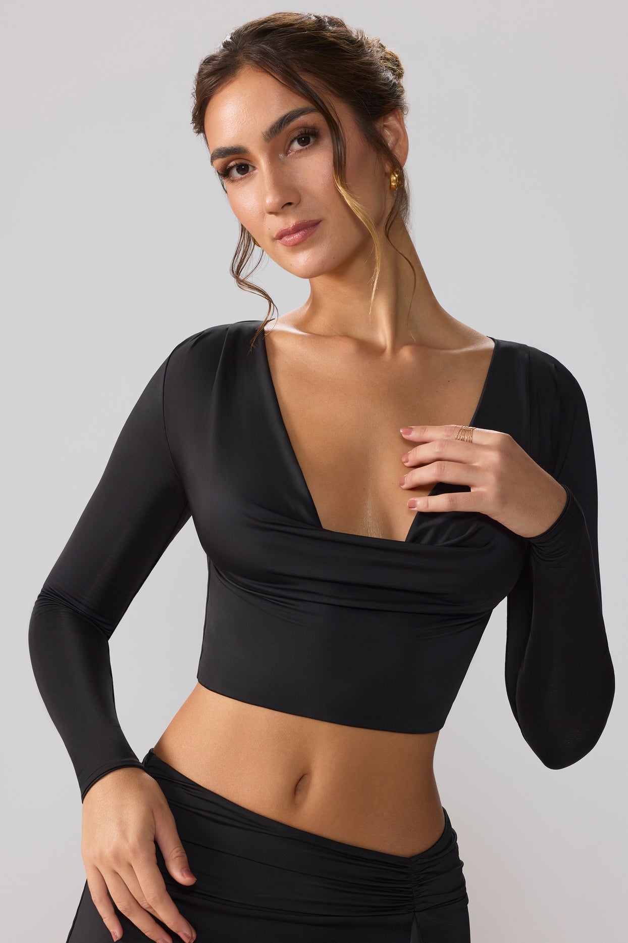 Low Cut Crop Top Schwarzes Top Tiefer Ausschnitt KILLSTAR Serphent