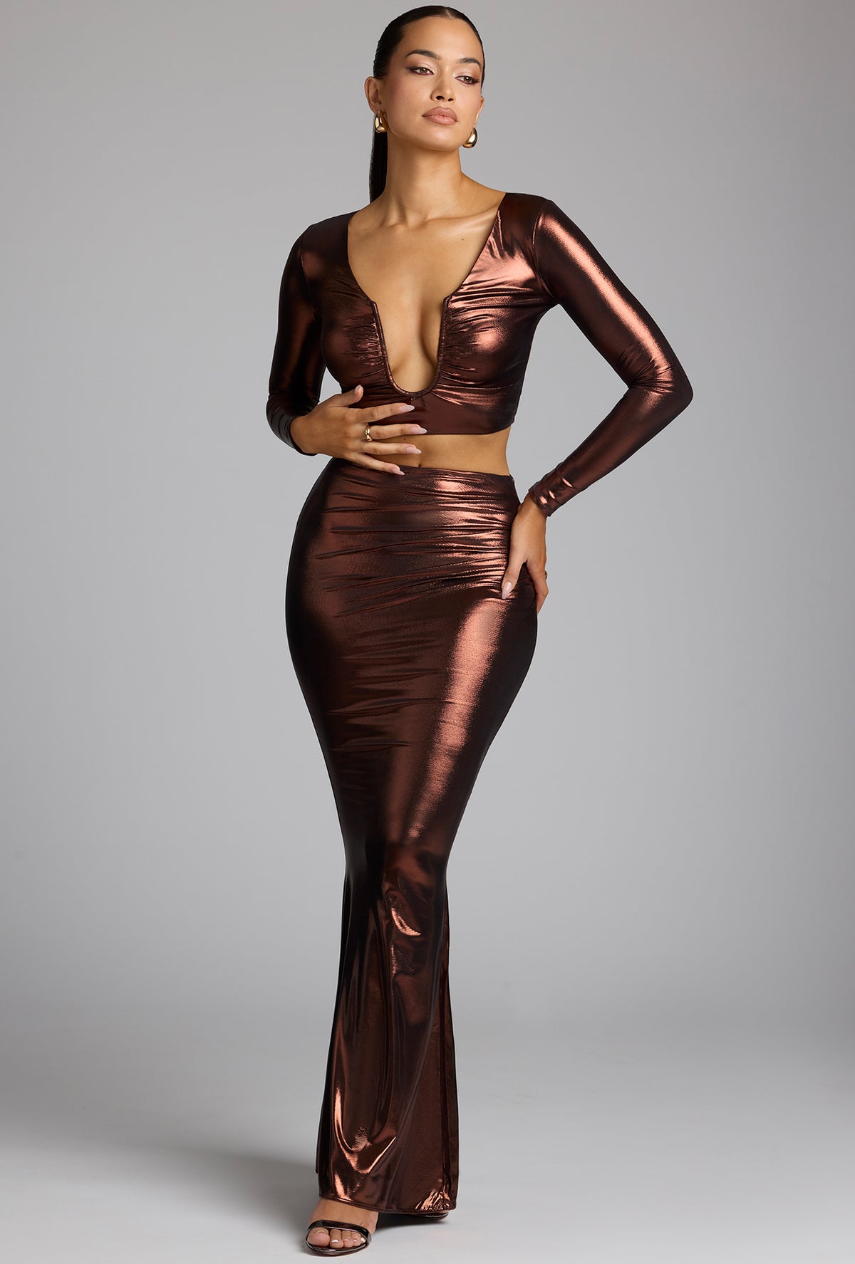 ⁣⁢Mid Rise Metallic Jersey Maxi Rock in Kupfer Bronze⁤⁣