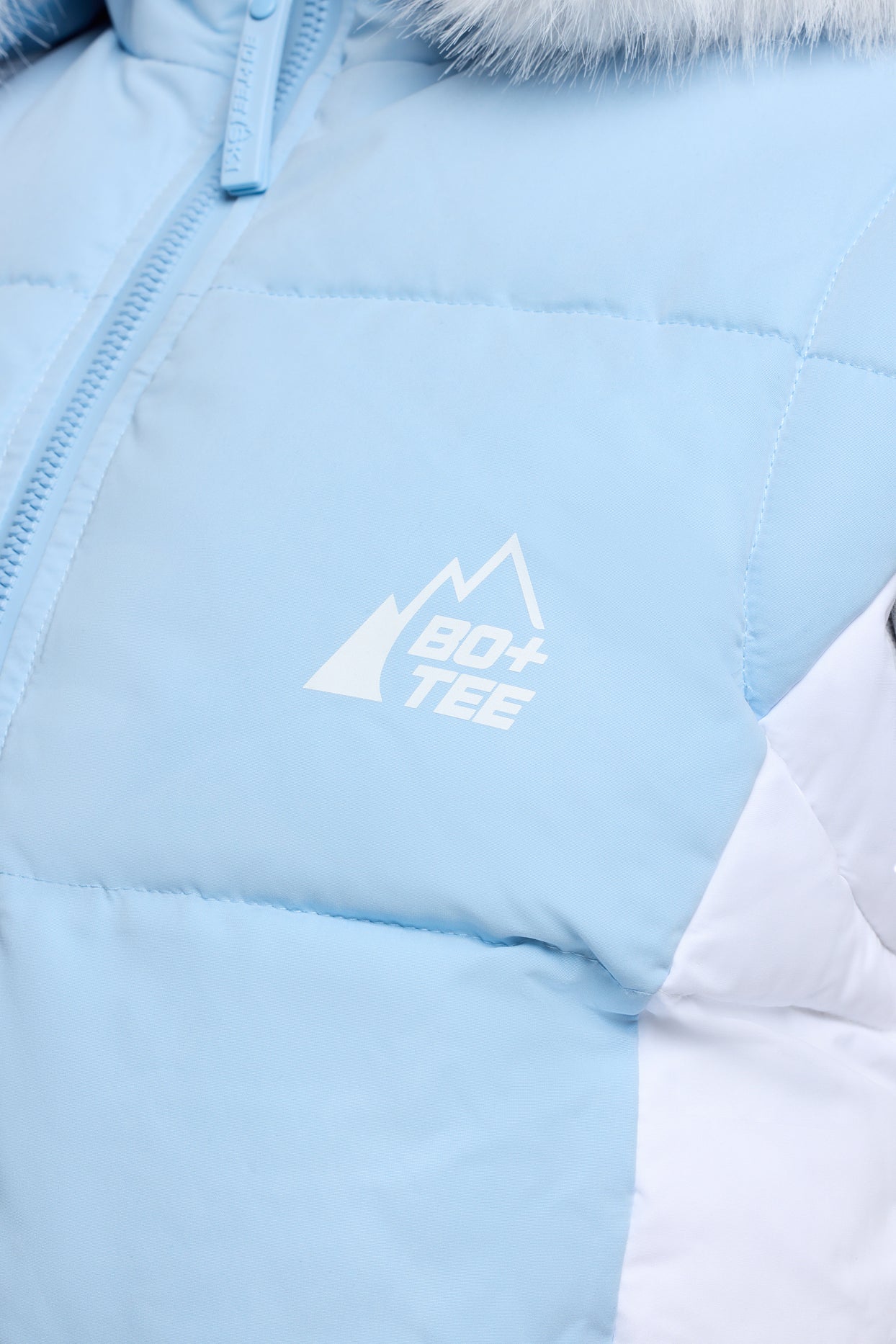 Kurtka narciarska z odpinanymi rękawami w kolorze baby blue