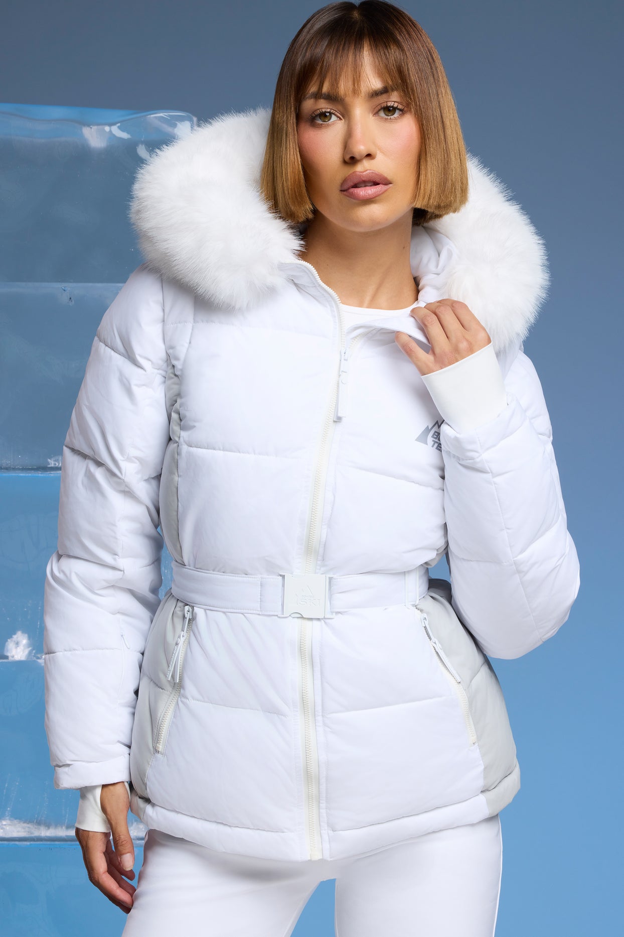 Ski Jacket with Detachable Sleeves in White