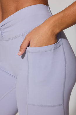 Drobne legginsy pełnej długości z kieszeniami w kolorze miękkiej lawendy