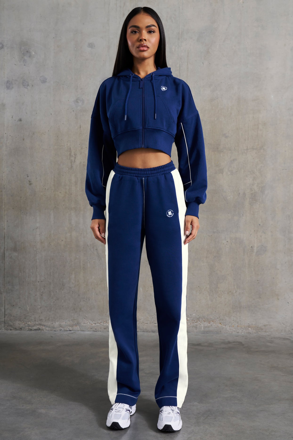 Wide Leg Sweatpants in Navy - 5