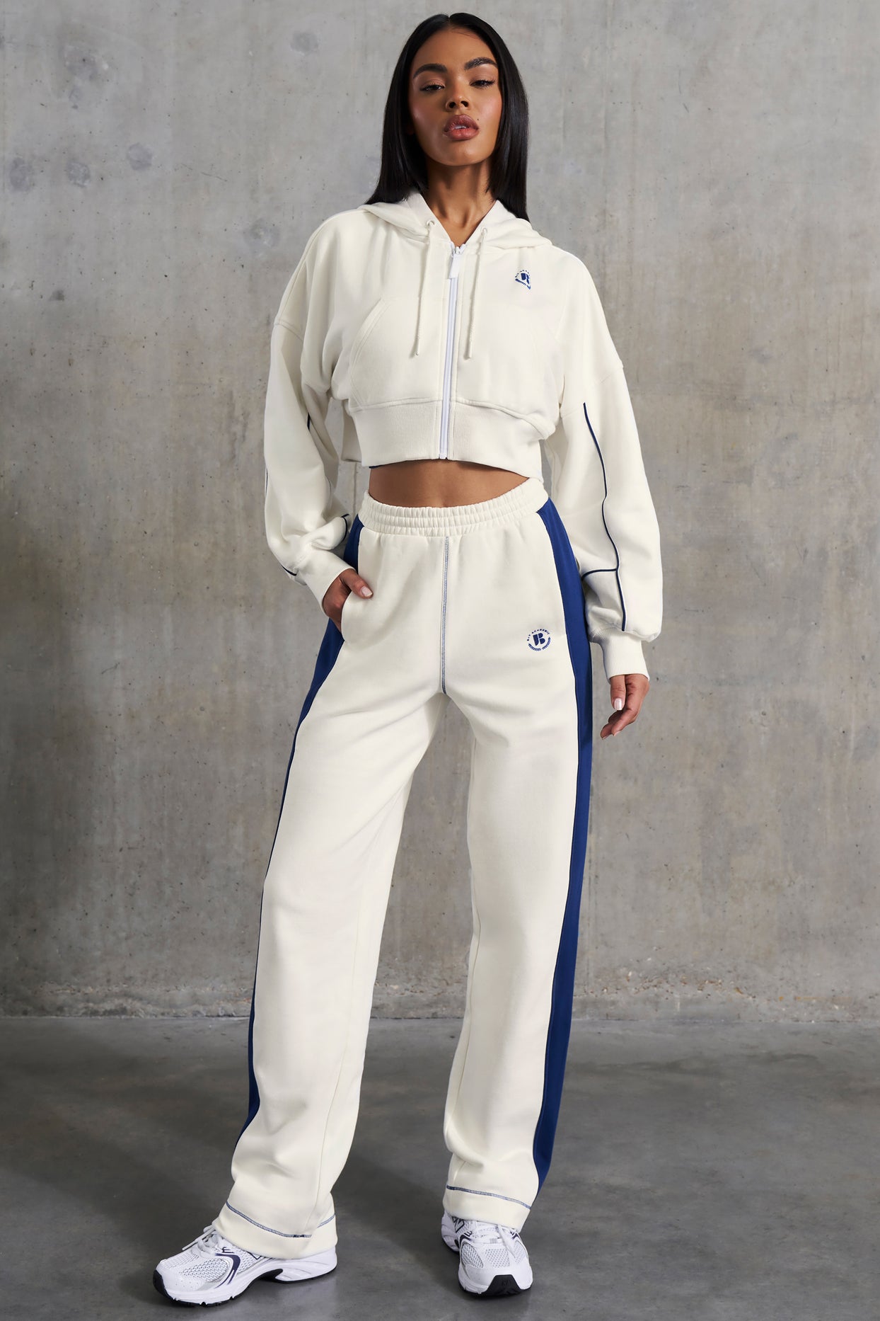 Petite Wide Leg Sweatpants in White – Oh Polly UK