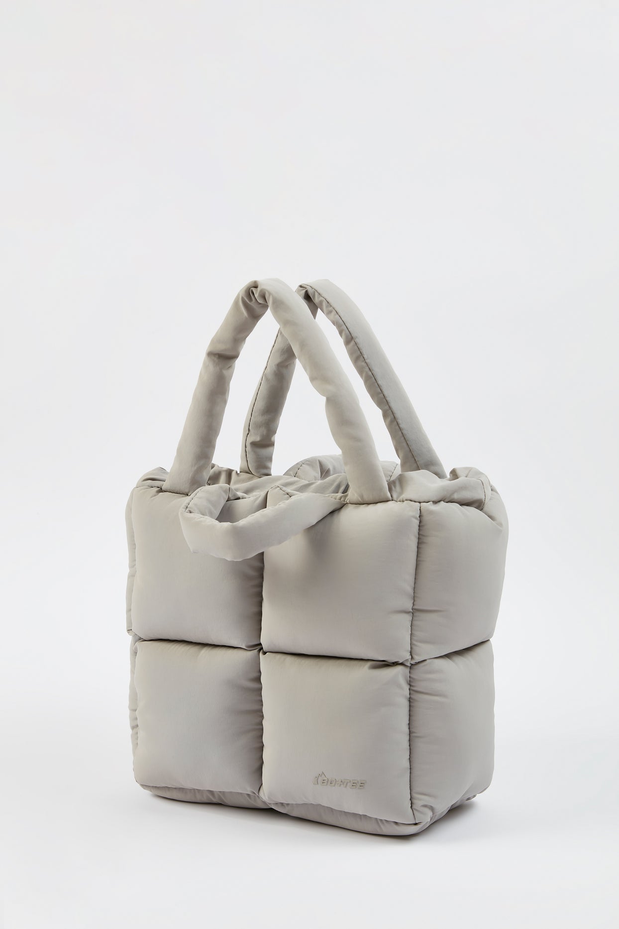 Quilted Puffer Bag in Light Grey