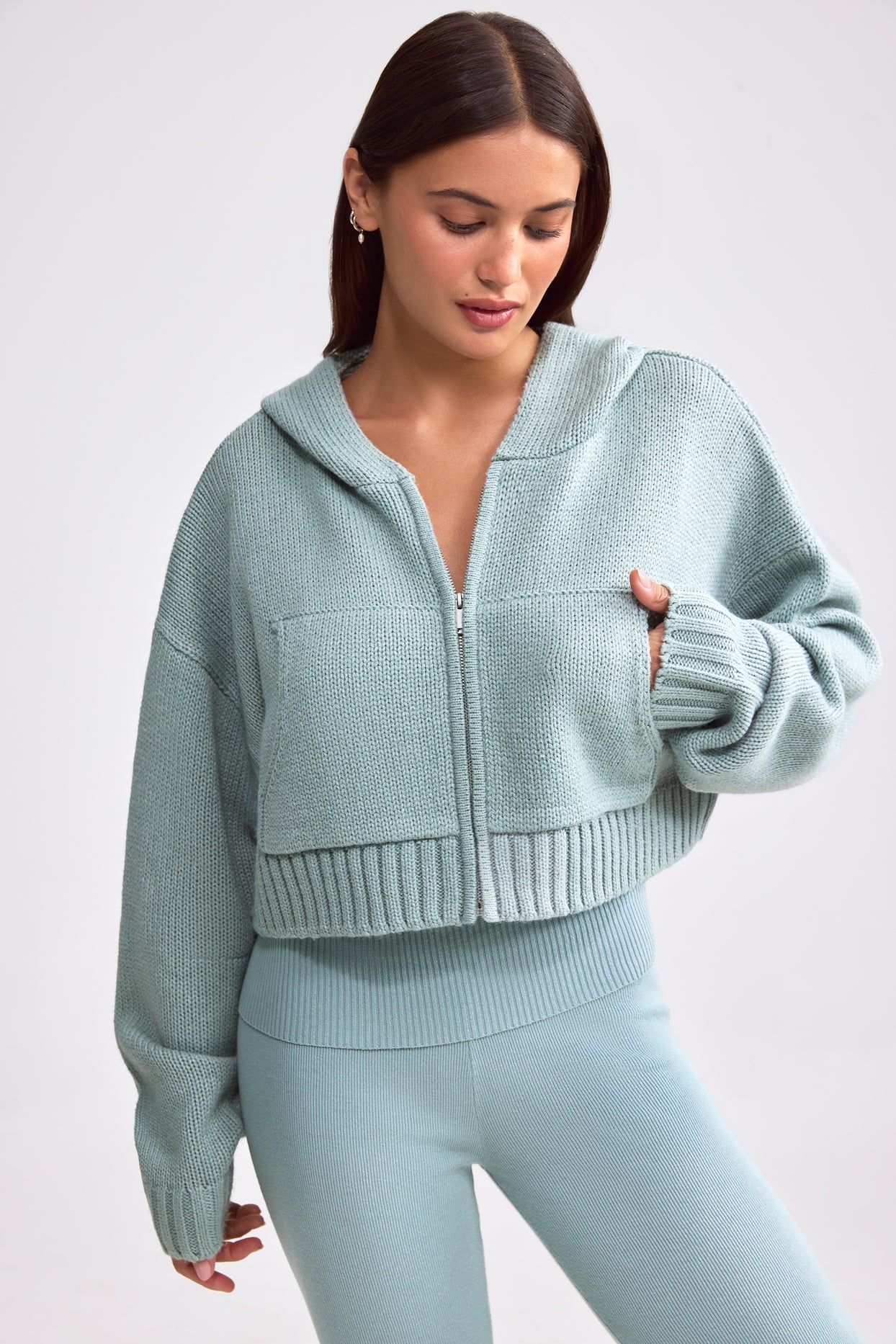 Chunky Knit Zip-Up Cropped Hoodie in Dusty Teal
