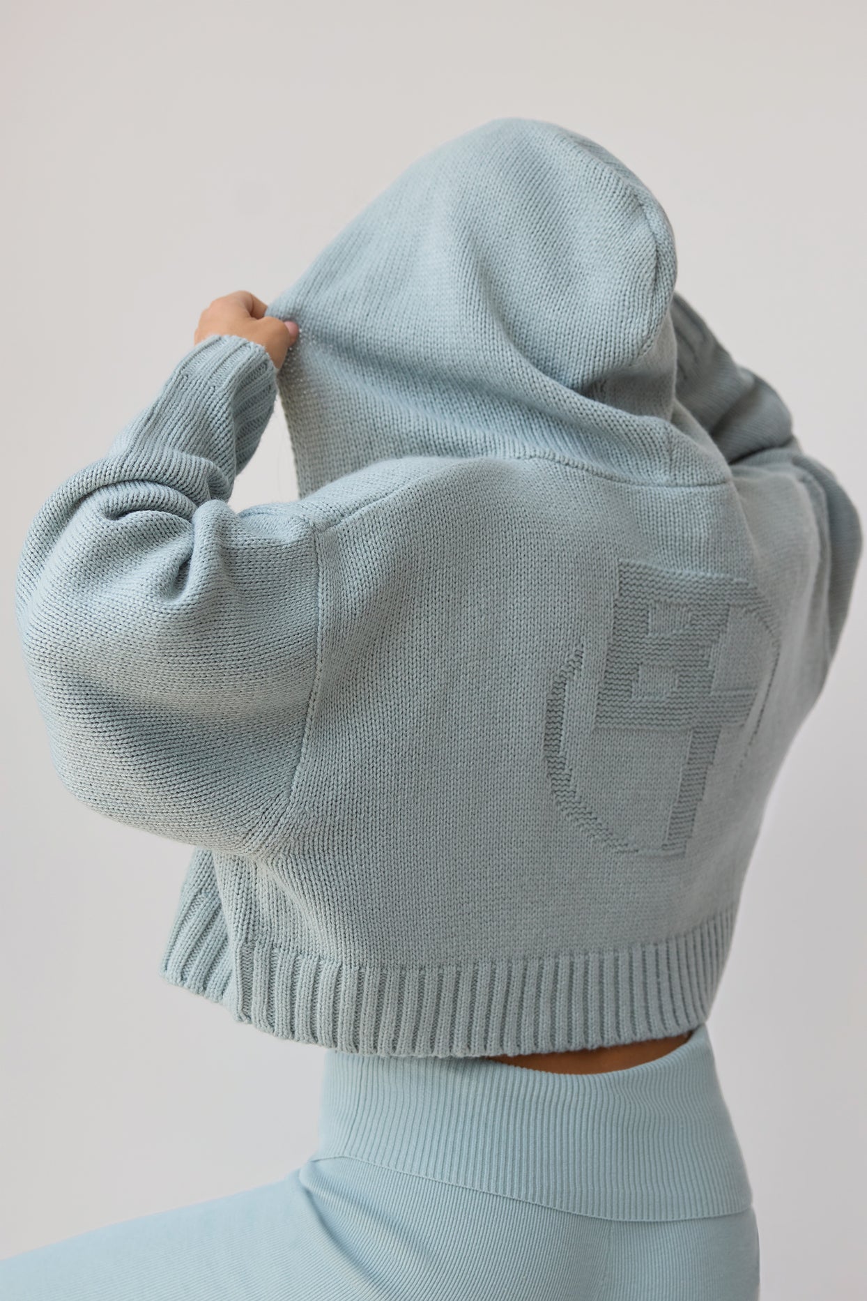 Chunky Knit Zip-Up Cropped Hoodie in Dusty Teal