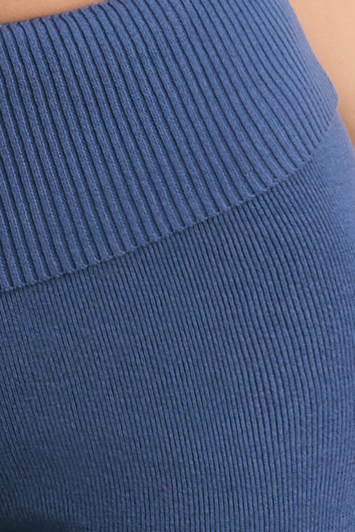 Petite - Pantalon évasé en grosse maille - Bleu marine délavé