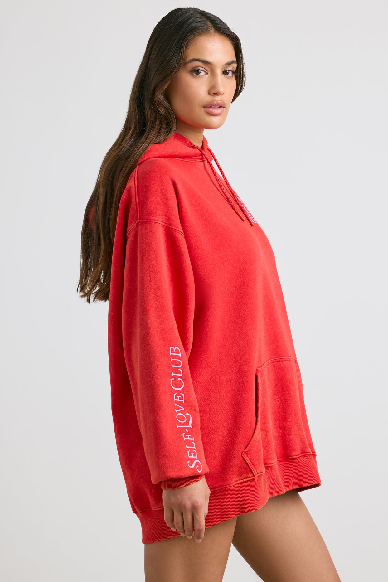 Oversize'owa bluza z kapturem w kolorze czerwonym