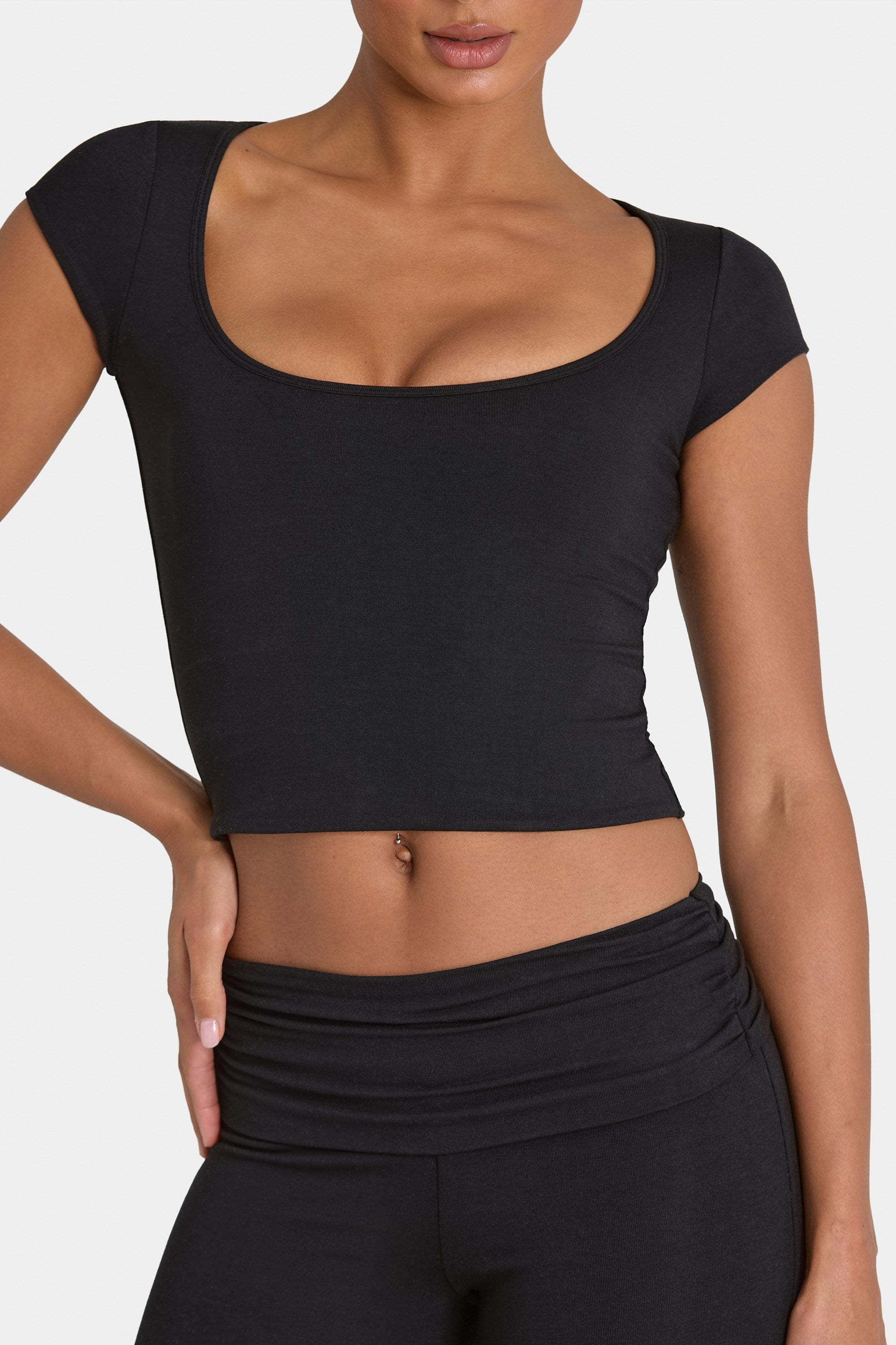 ButterCloud™ Crop Top in Black