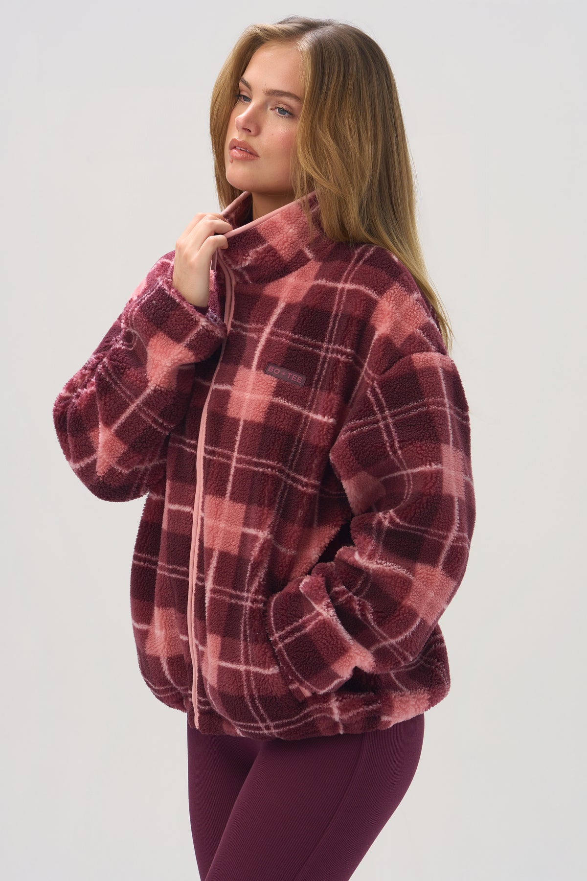 ⁣⁢Oversized Reißverschluss-Fleece in Plum Plaid⁤⁣