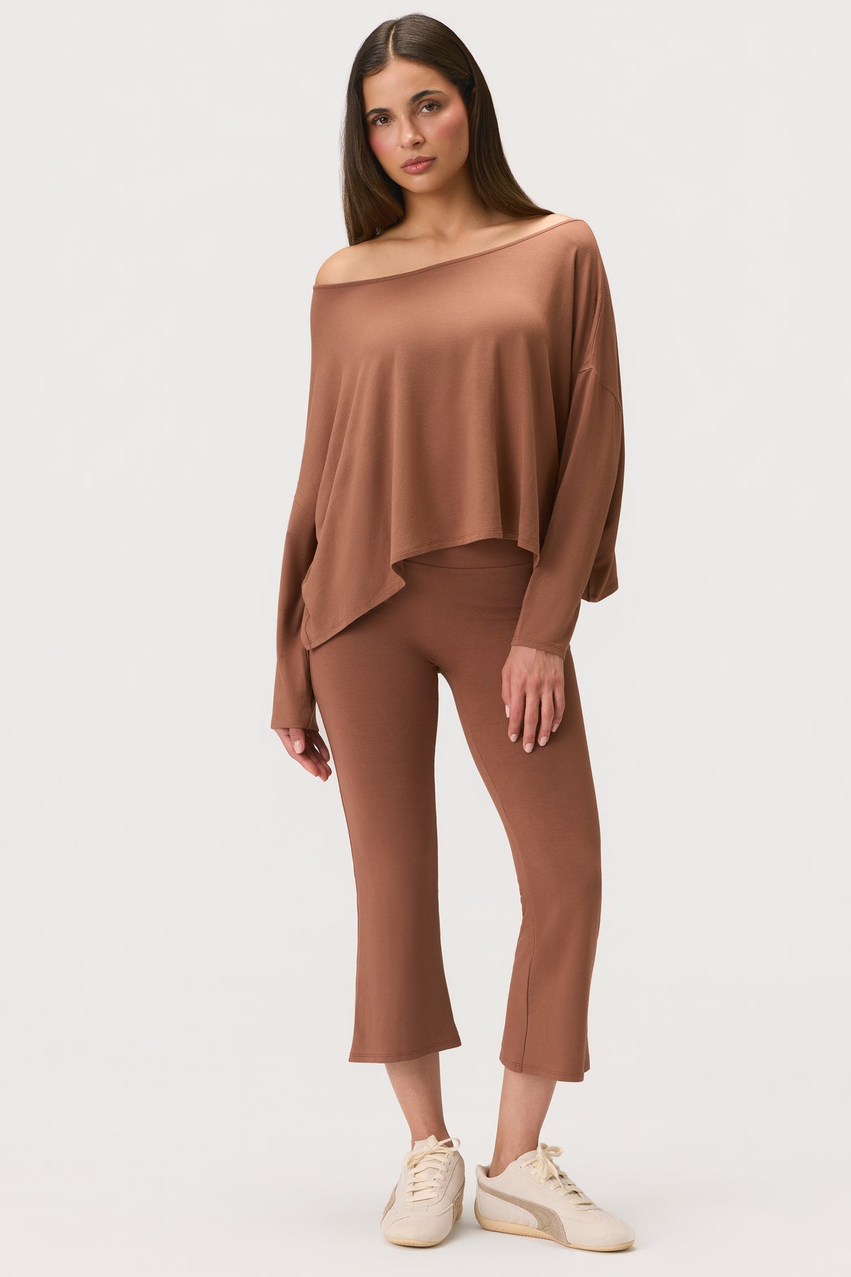 ⁣⁢ButterCloud™ Lässiges Off-Shoulder-Oberteil in Cocoa⁤⁣