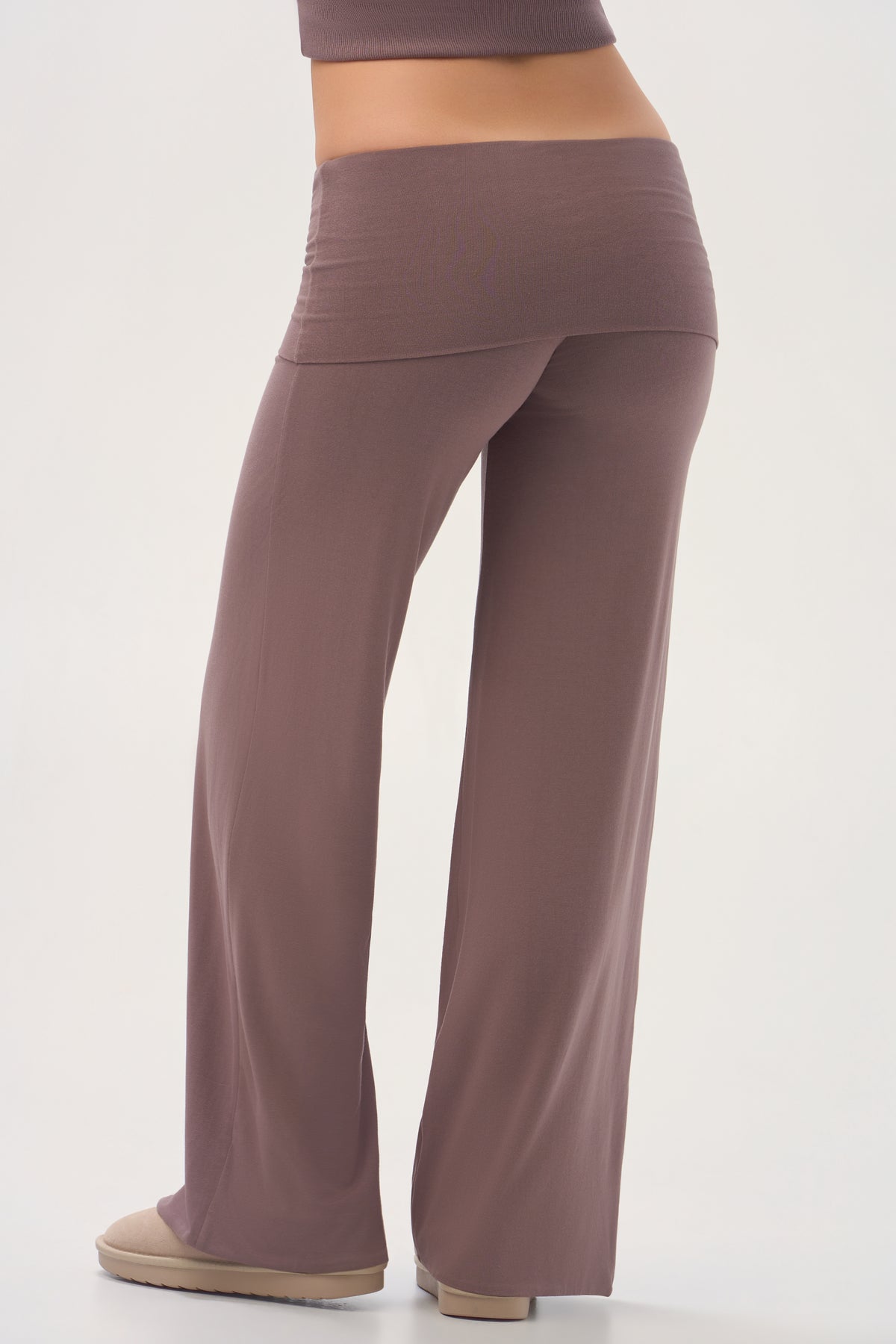 ButterCloud™ Wide-Leg Trousers in Chestnut