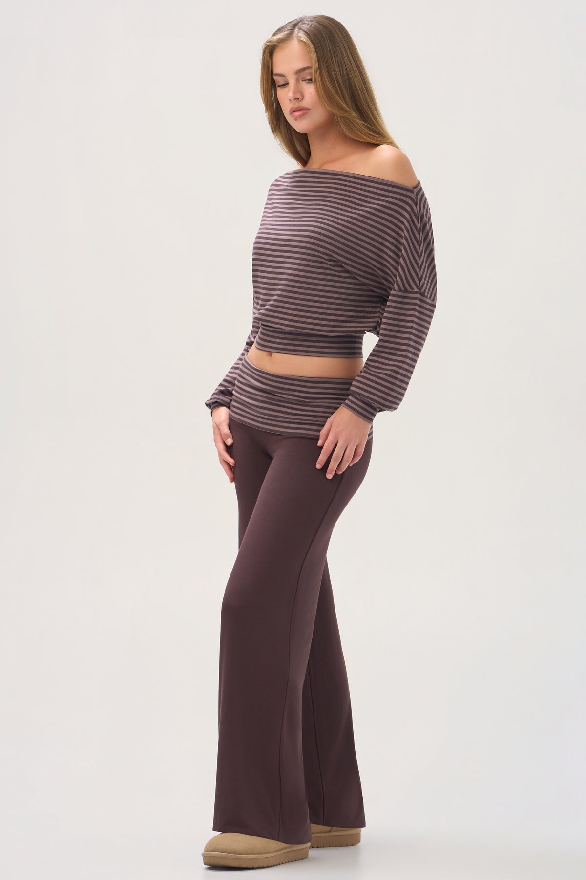 ⁣⁢ButterCloud™ Hose mit weitem Bein in Espresso⁤⁣ - 2