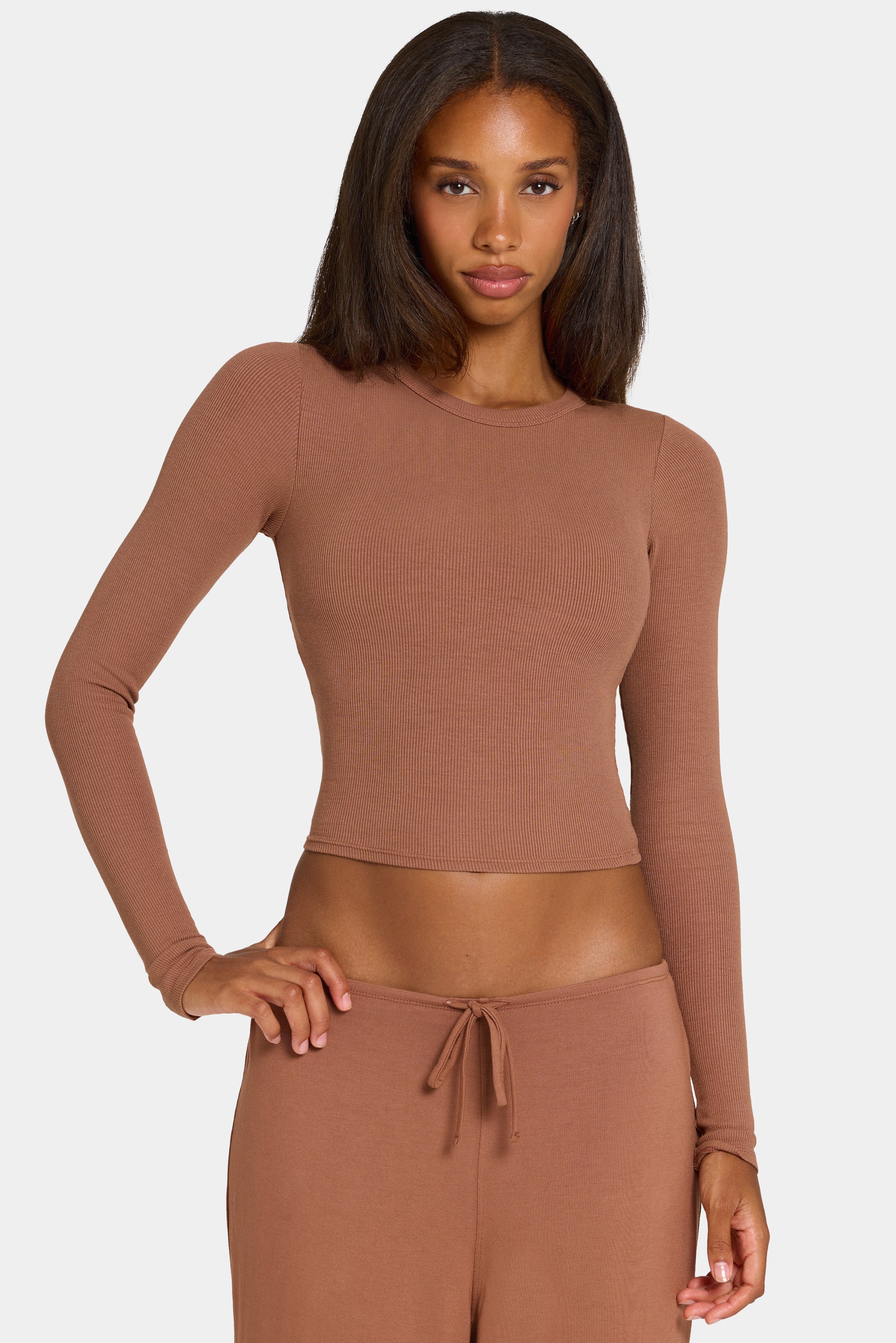 ButterCloud™ Built-In Bra Long Sleeve Crop Top in Cocoa