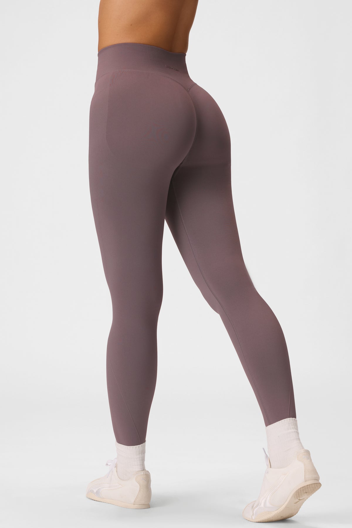 Seamless Full-Length Leggings in Stone - 1