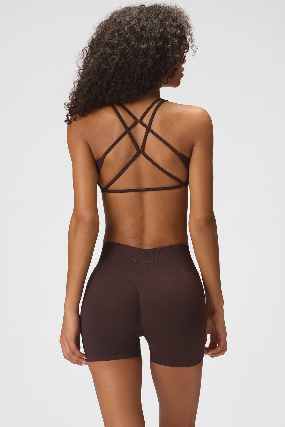 ⁣⁢Nahtlose Shorts in Espresso⁤⁣