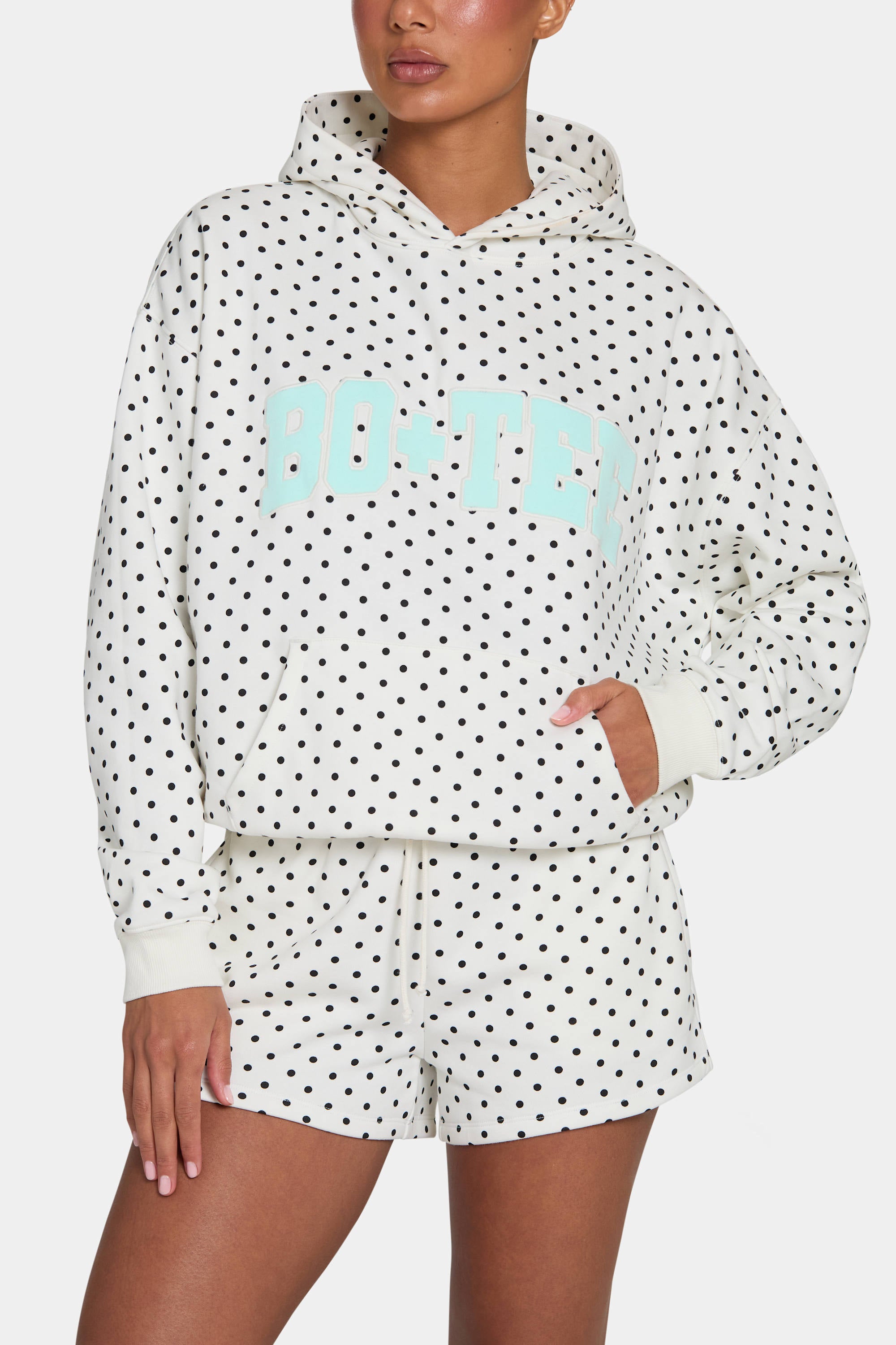 Sweat Shorts in Coconut Polka Dot