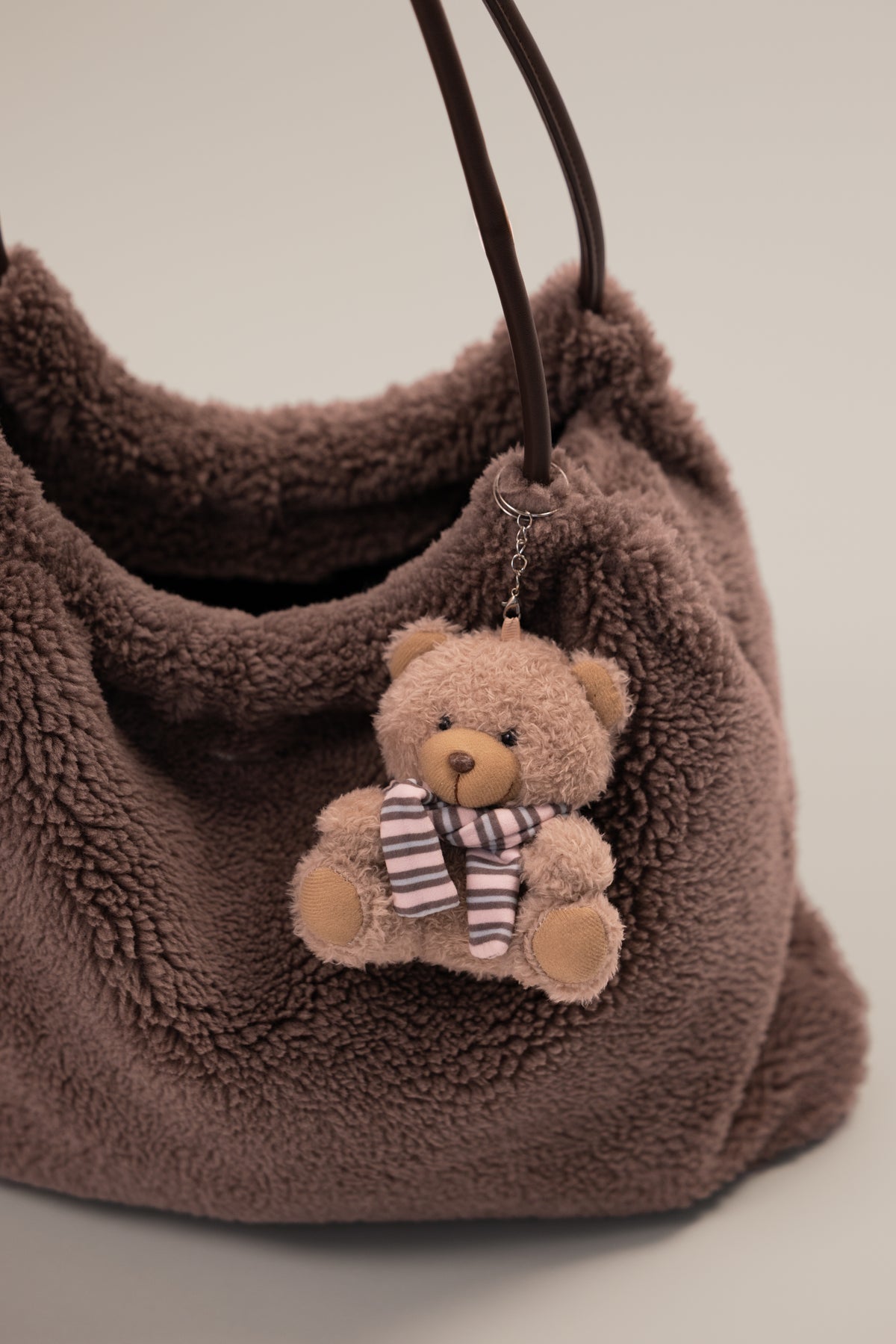 Teddy Fleece Bag in Chestnut - 1