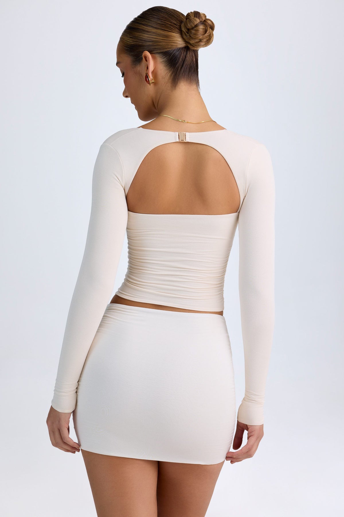 ⁣⁢Modal-Neckholder-Top gerafft in Elfenbein⁤⁣