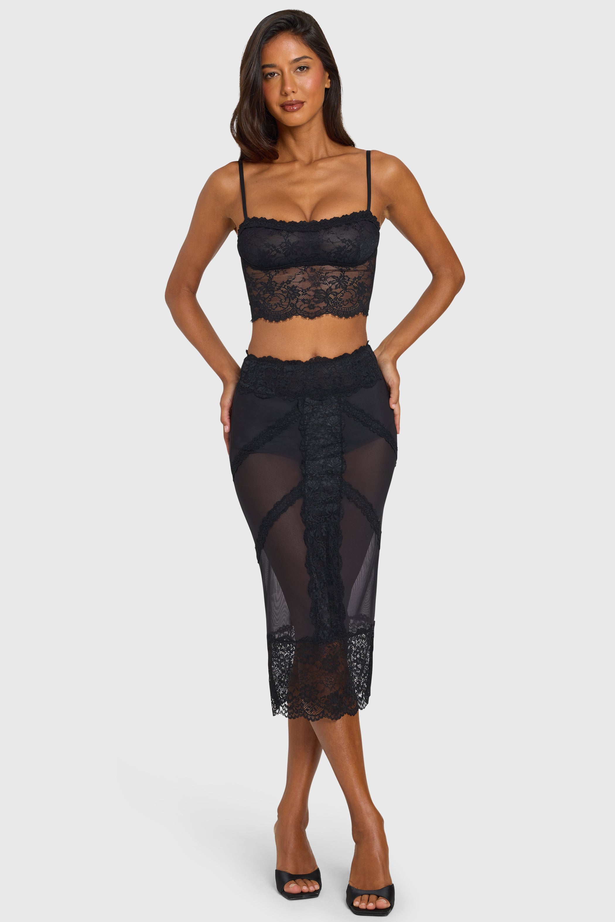 Placed Lace-Trim Mid-Rise Midi Skirt in Black