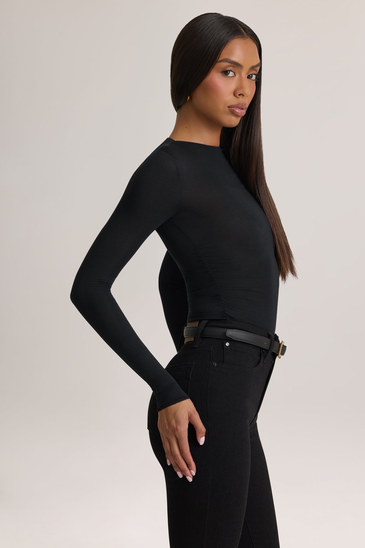 ⁣⁢Modal-Shirtdress mit Raffung und langen Ärmeln in Schwarz⁤⁣