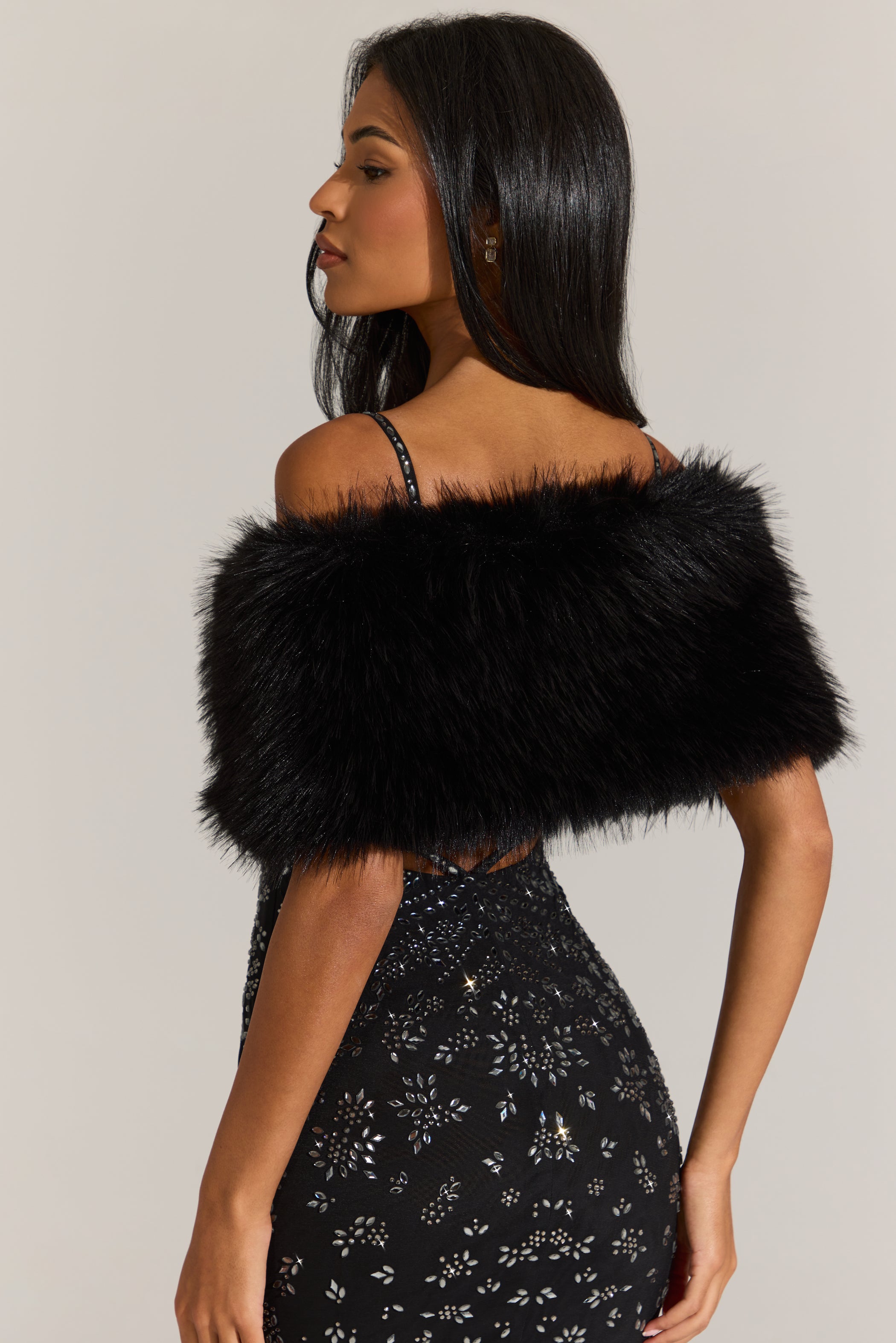 Fur Ribbon-Tie Stole in Black