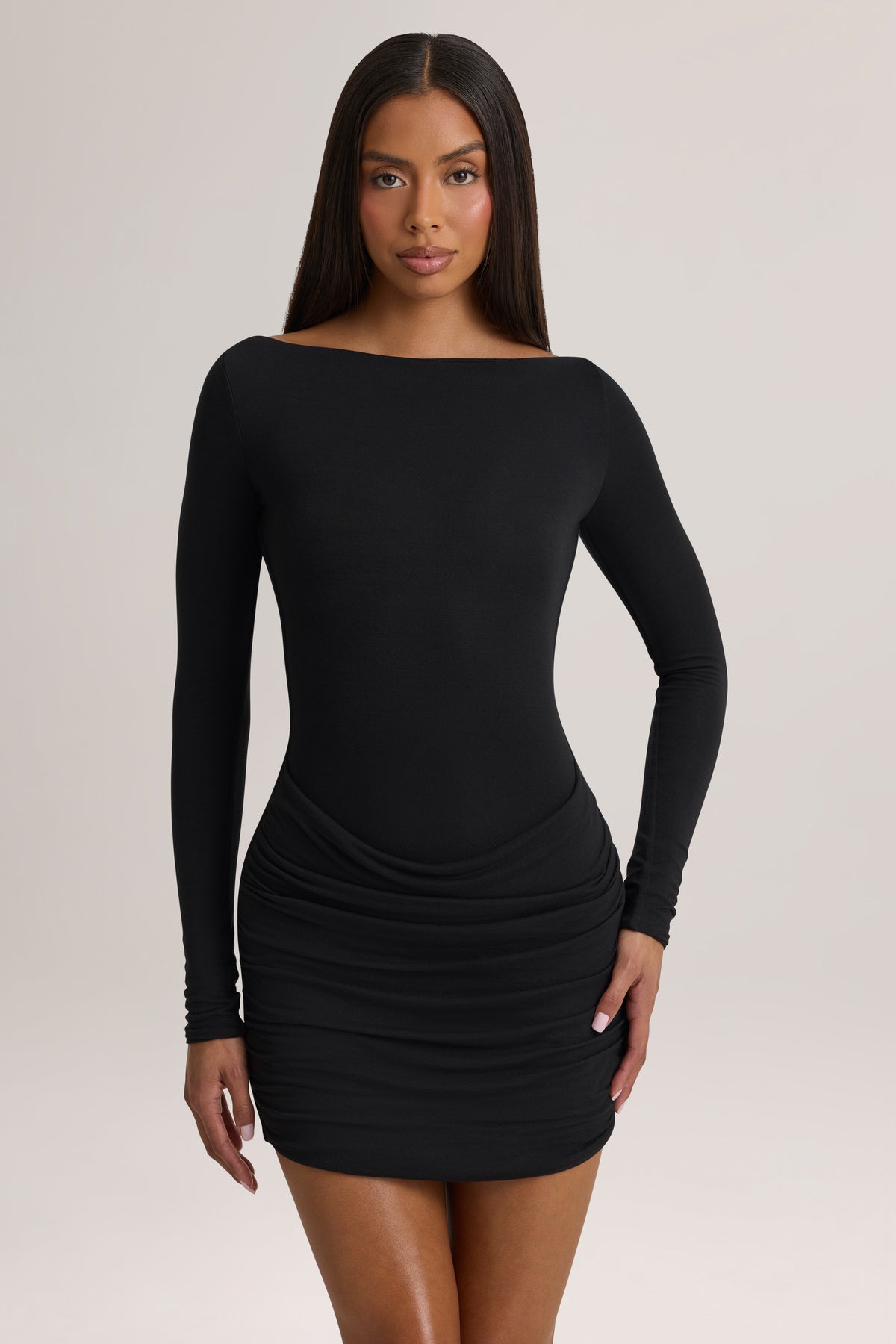 ⁣⁢Modal-Langarm-Minikleid in Schwarz⁤⁣